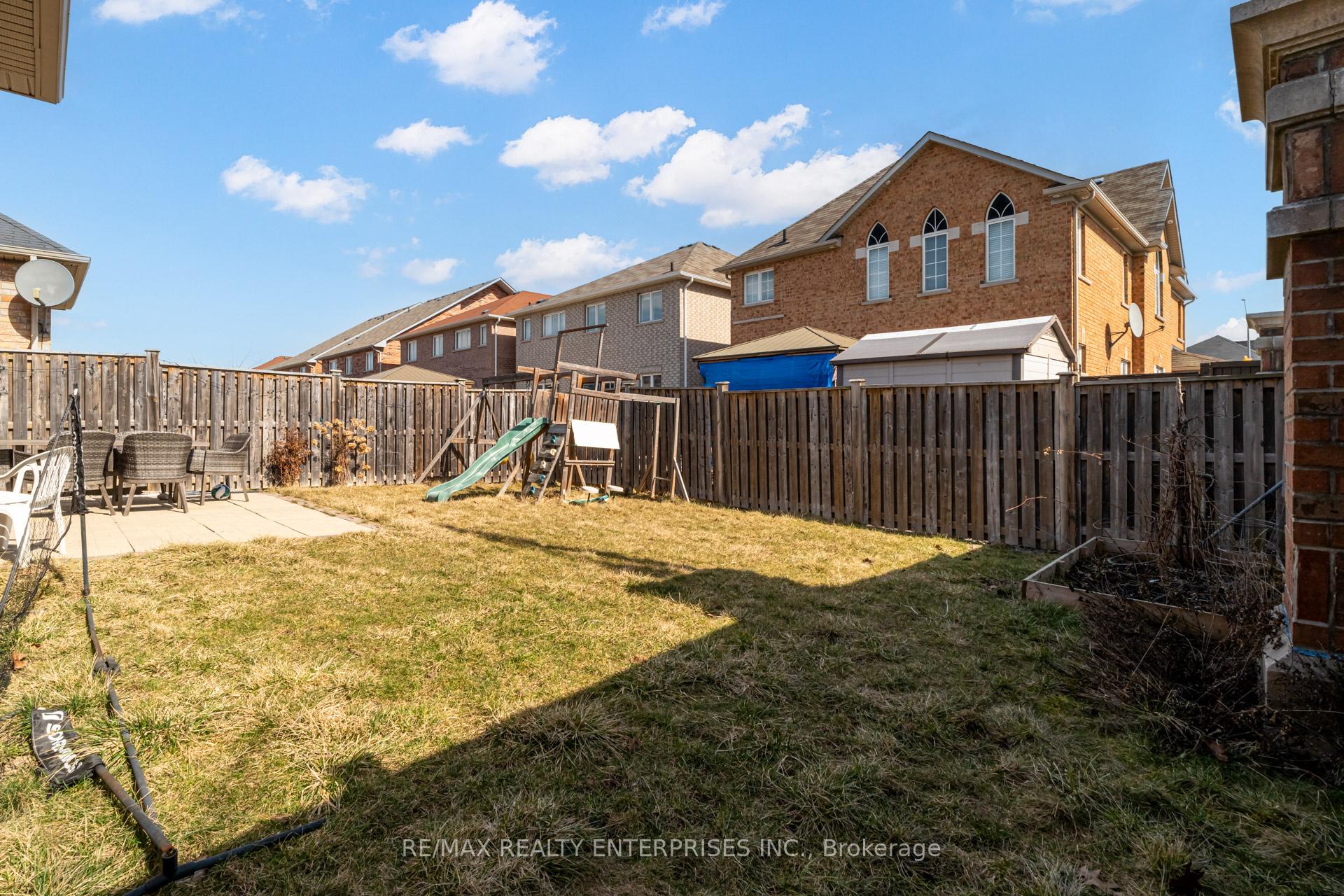 Photo 41 of 148 Bayhampton Drive, Brampton, Vales of Castlemore — HOMEH
