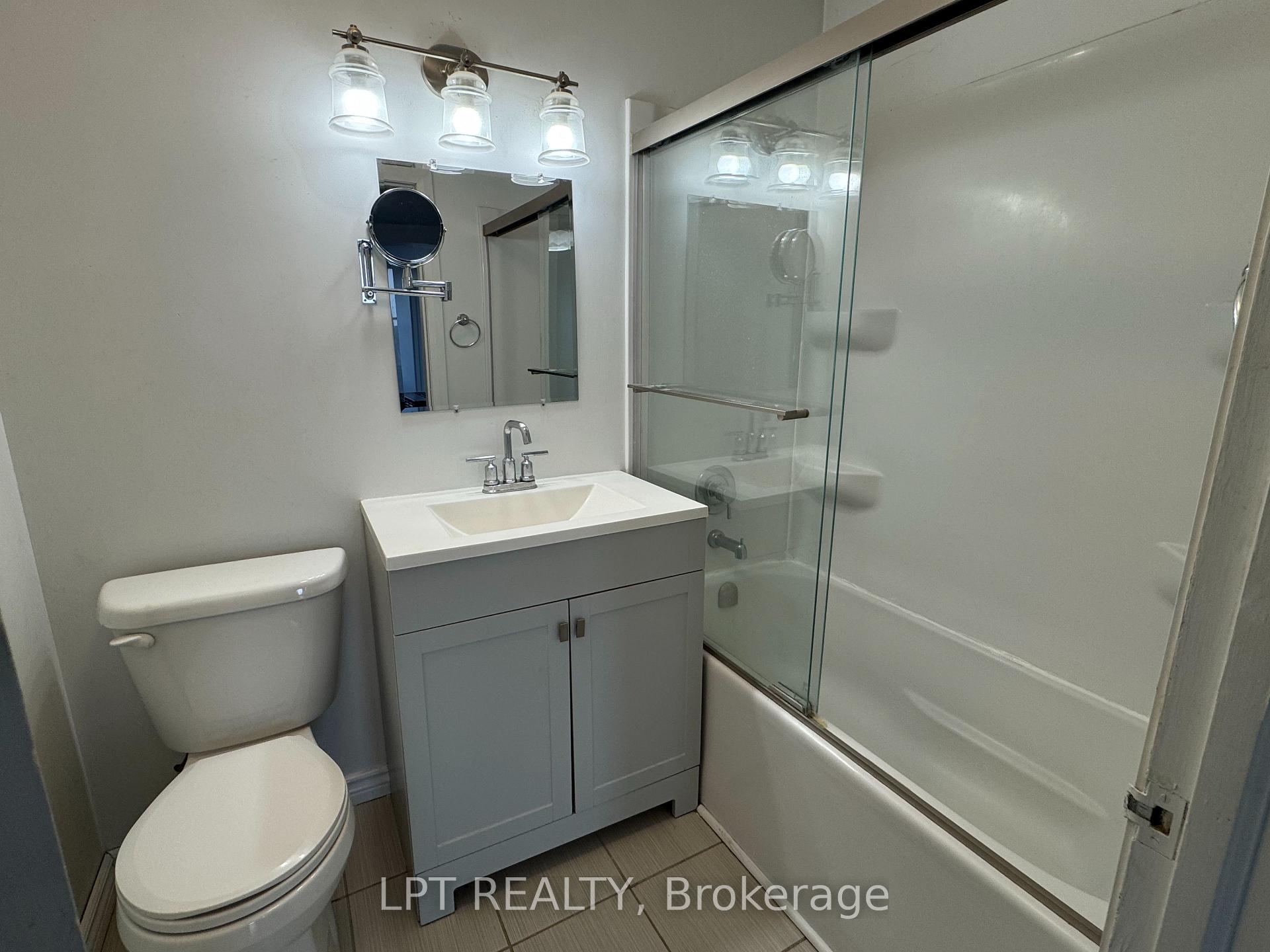 Photo 8 of Unit 1, 2 Queen Street W, Springwater, Elmvale — HOMEH