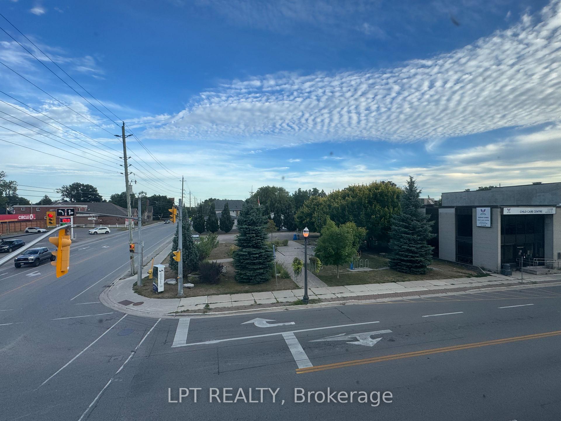 Photo 10 of Unit 1, 2 Queen Street W, Springwater, Elmvale — HOMEH
