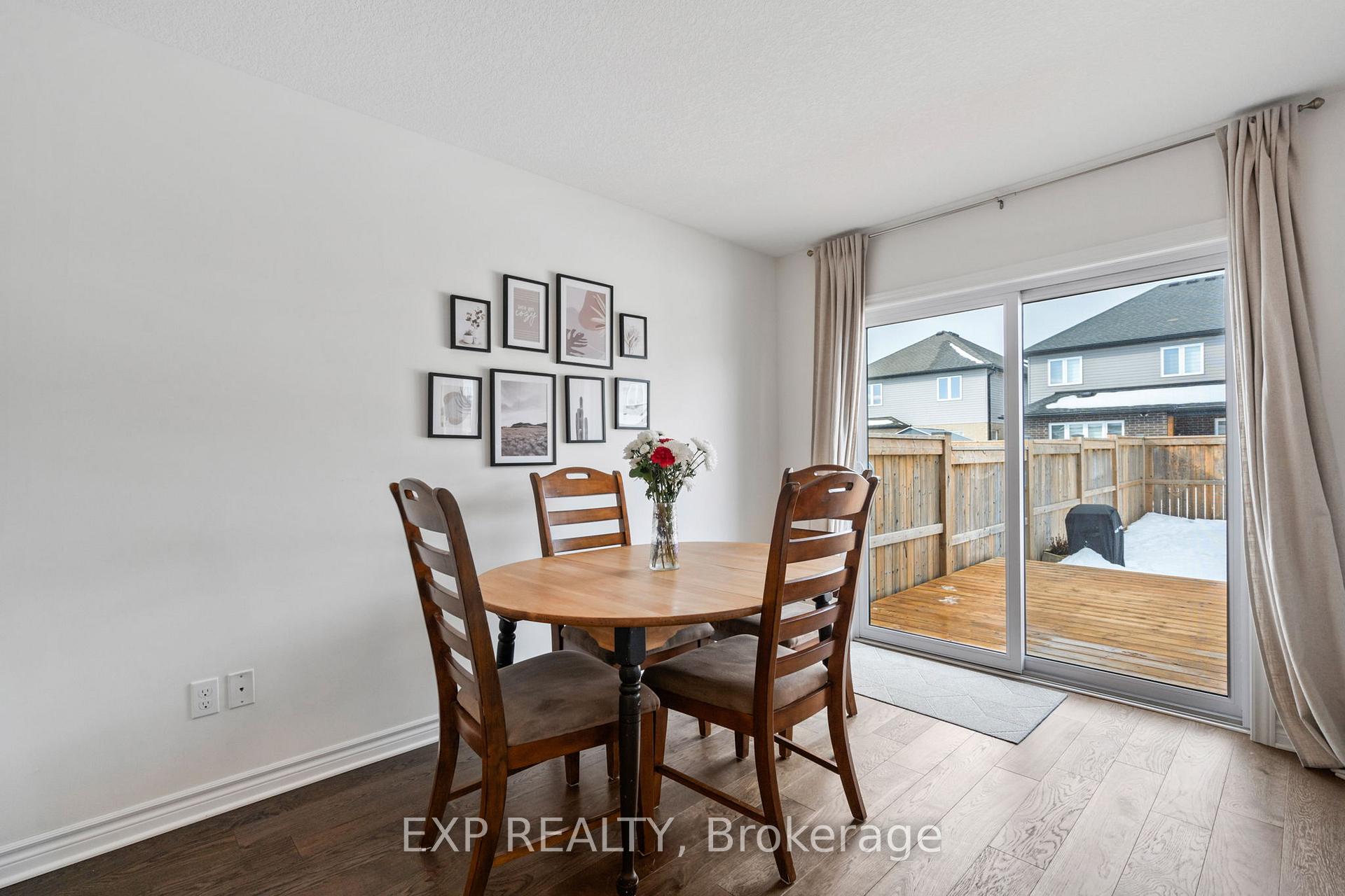 Photo 8 of 10 Ashberry Place, St. Thomas — HOMEH