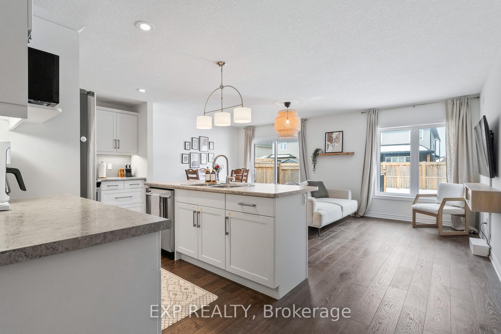 Photo 10 of 10 Ashberry Place, St. Thomas — HOMEH