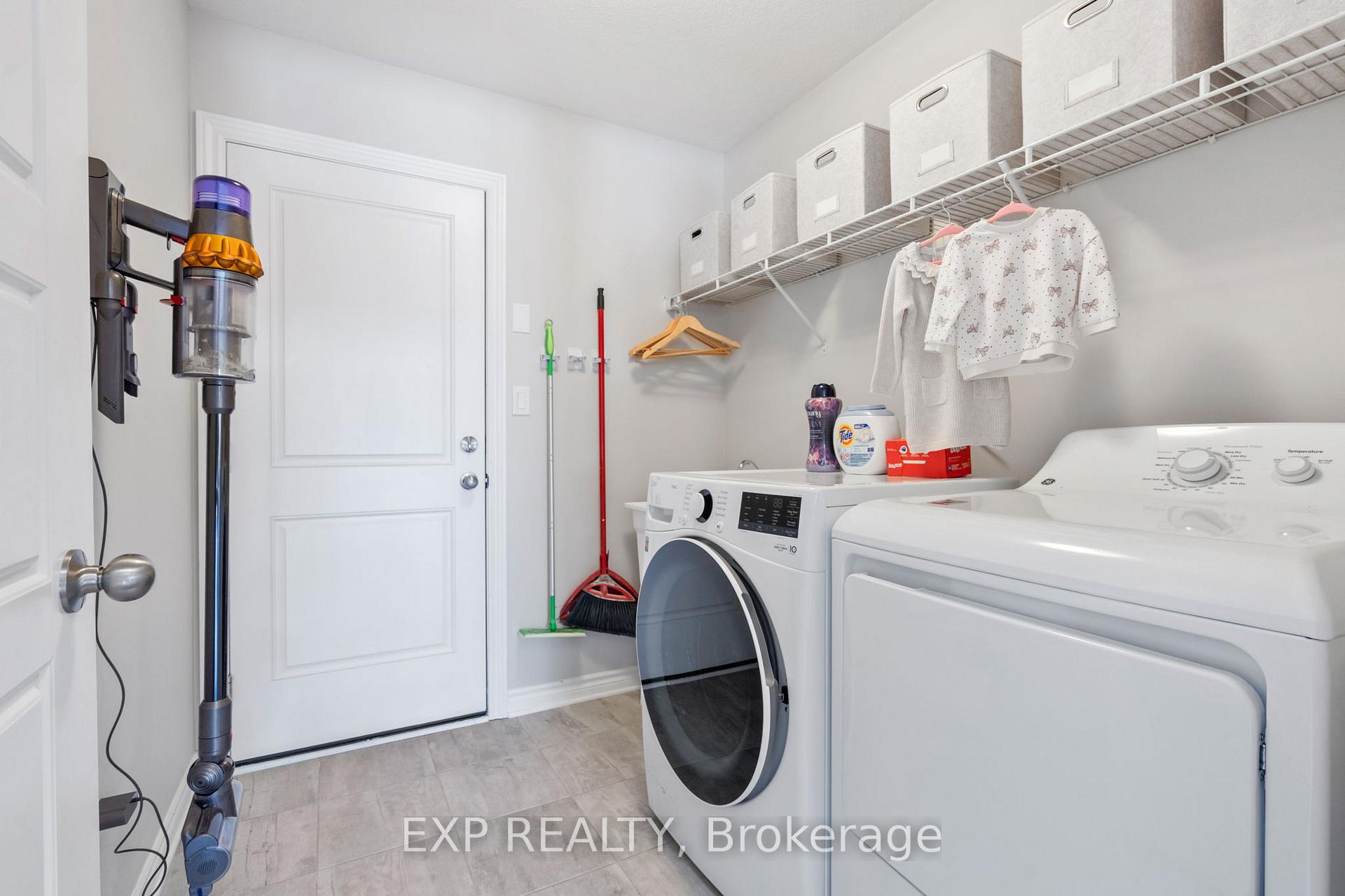 Photo 17 of 10 Ashberry Place, St. Thomas — HOMEH