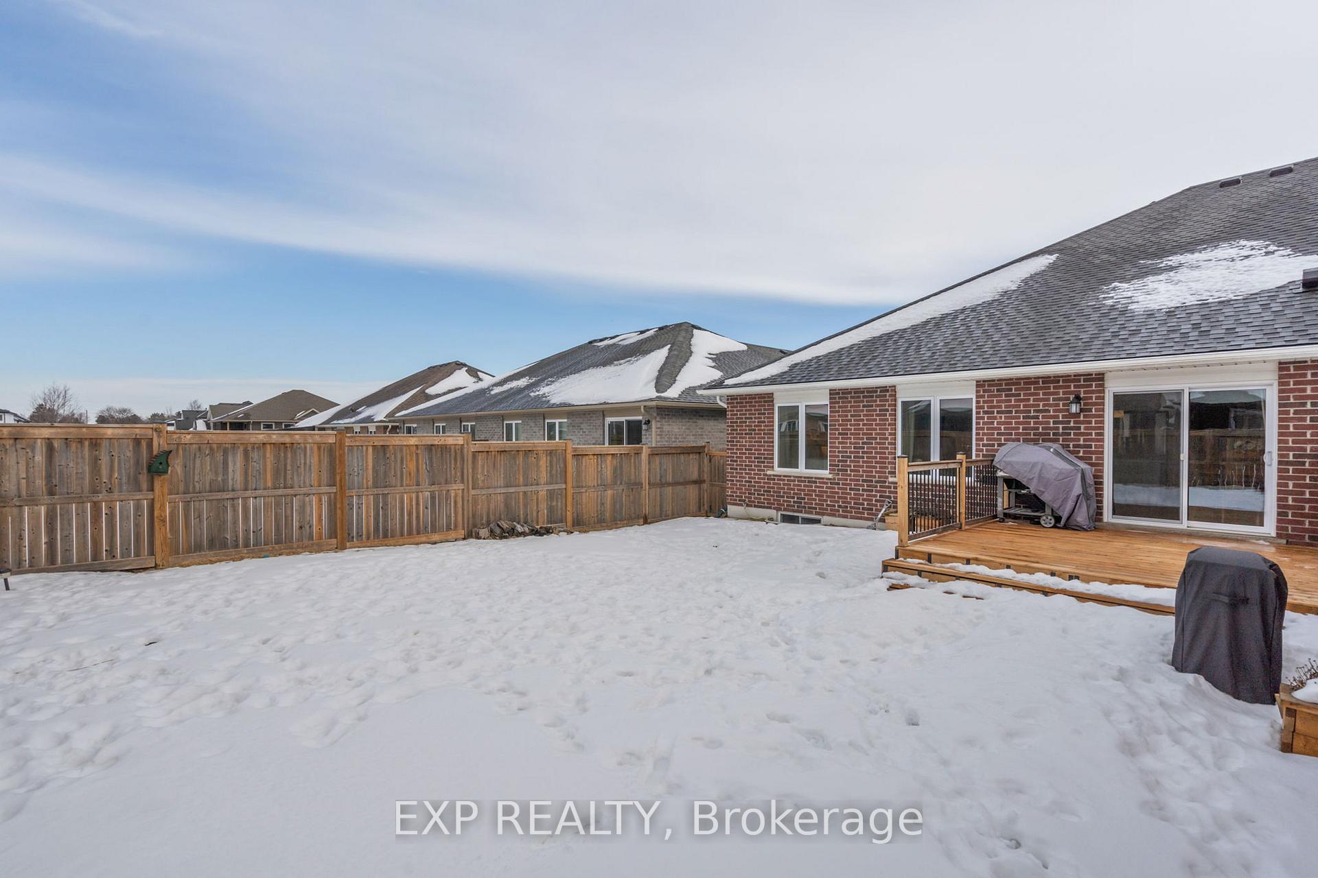 Photo 40 of 10 Ashberry Place, St. Thomas — HOMEH