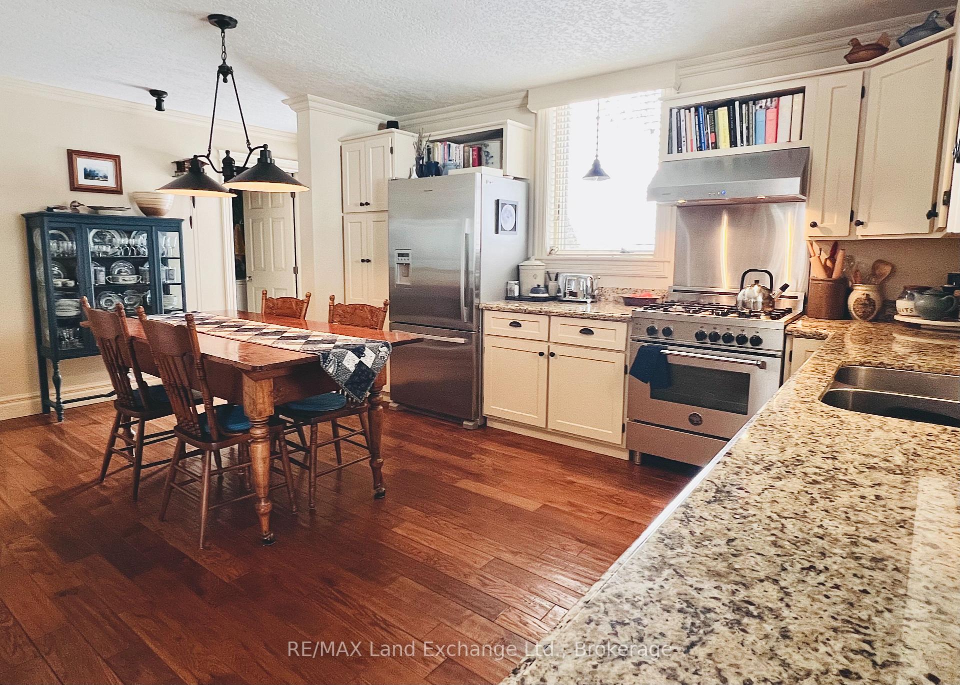 Photo 16 of 42614 Orange Hill Road, Morris Turnberry, Turnberry — HOMEH
