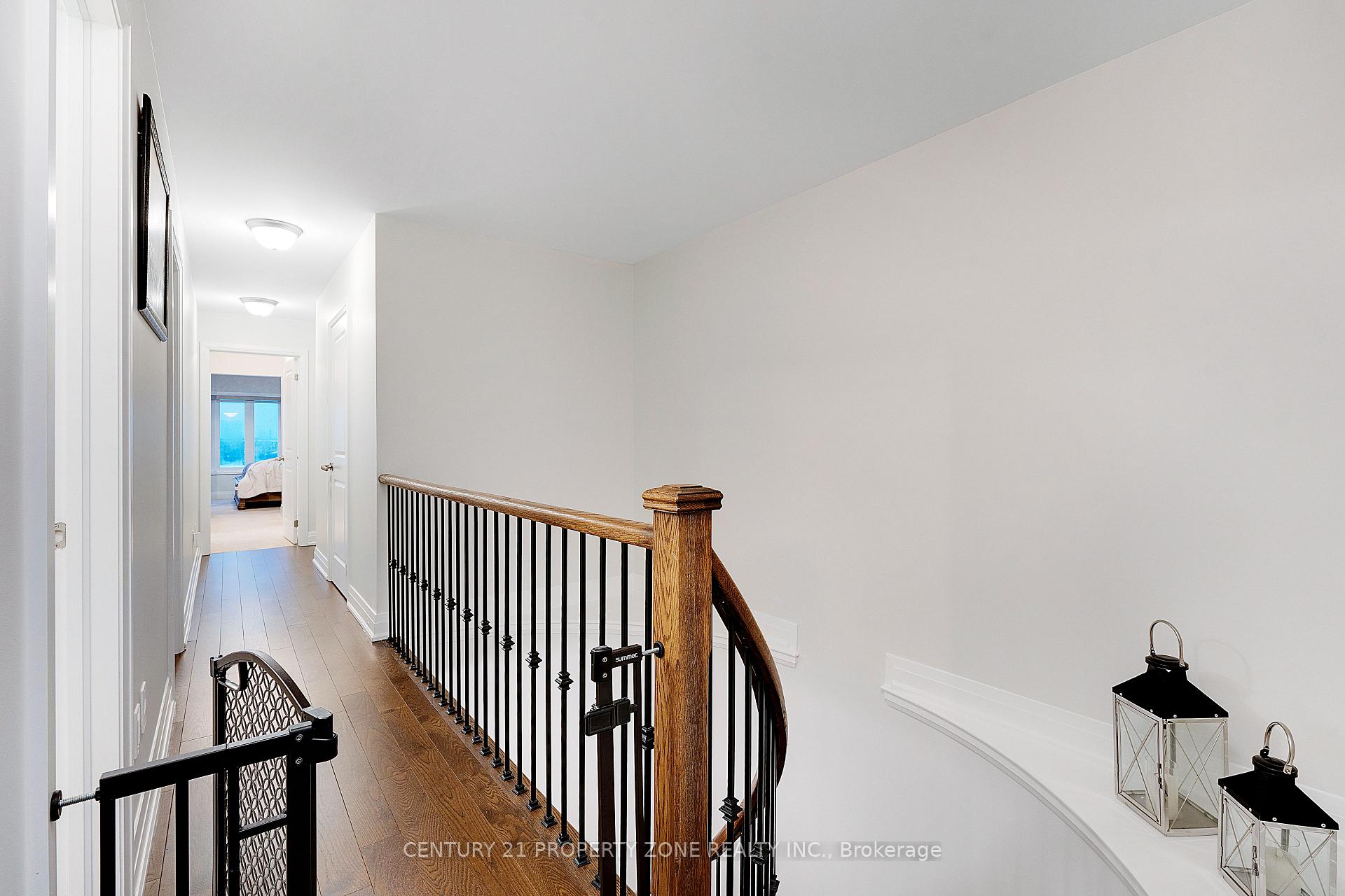 Photo 16 of 7 Dalbeattie Drive, Brampton, Bram West — HOMEH