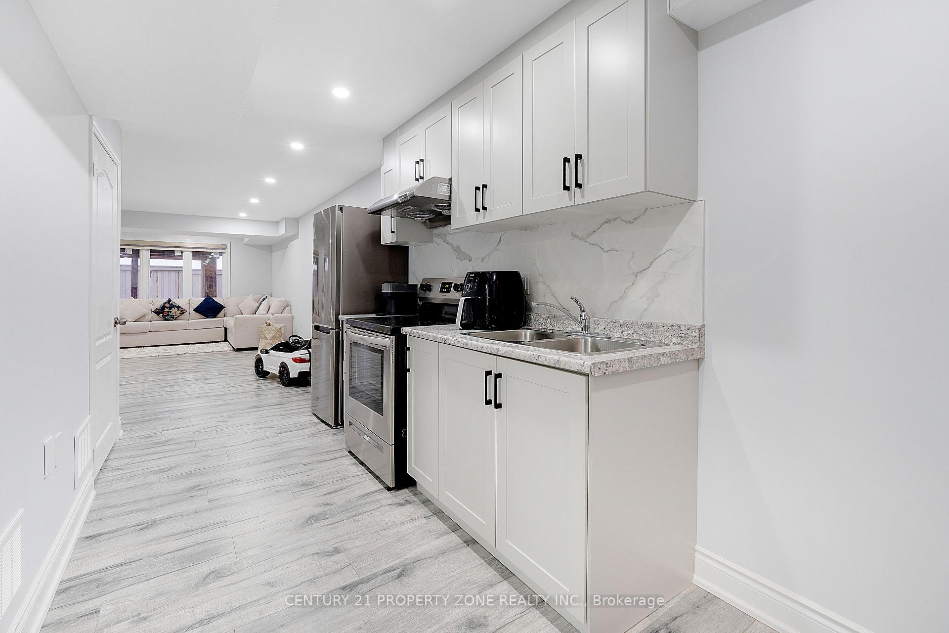 Photo 34 of 7 Dalbeattie Drive, Brampton, Bram West — HOMEH