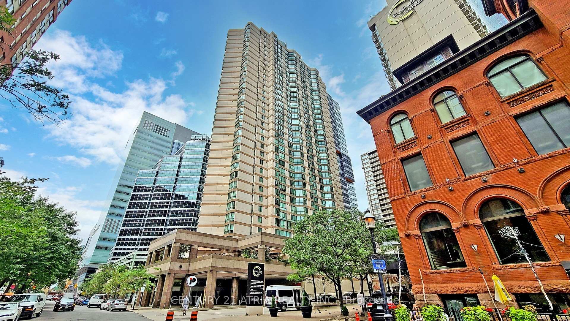 Photo 1 of Unit 401, 38 Elm Street, Toronto, Bay Street Corridor — HOMEH
