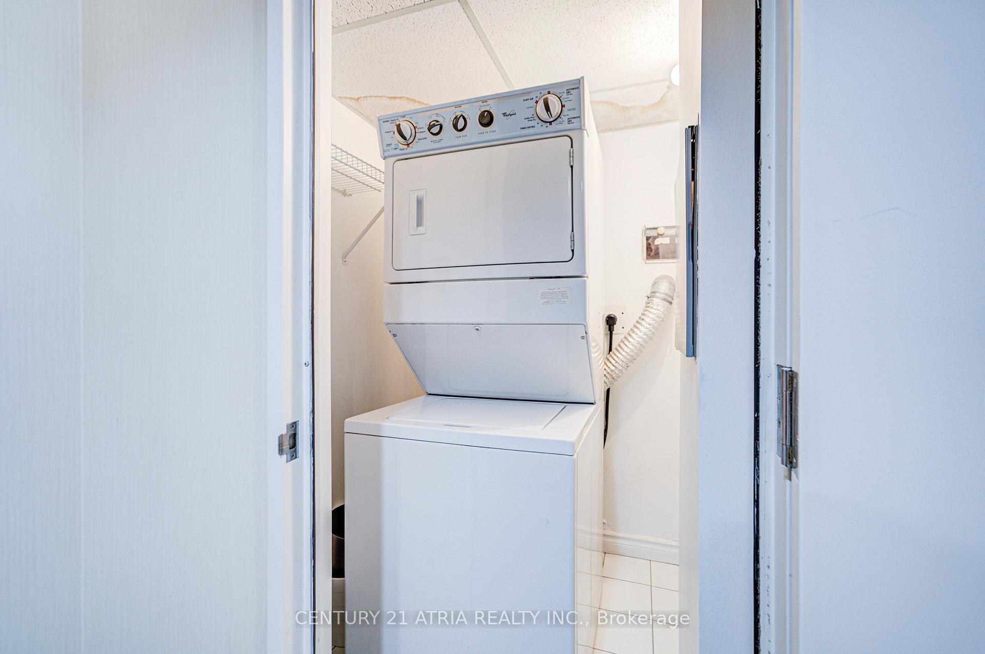 Photo 14 of Unit 401, 38 Elm Street, Toronto, Bay Street Corridor — HOMEH