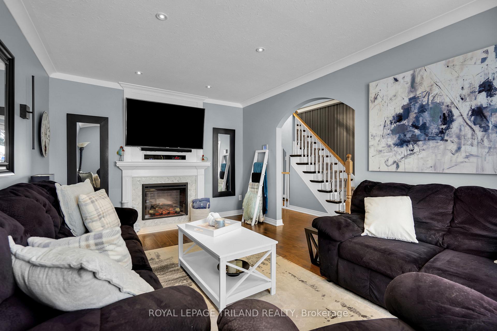 Photo 9 of 41 Rice Road, St. Thomas — HOMEH