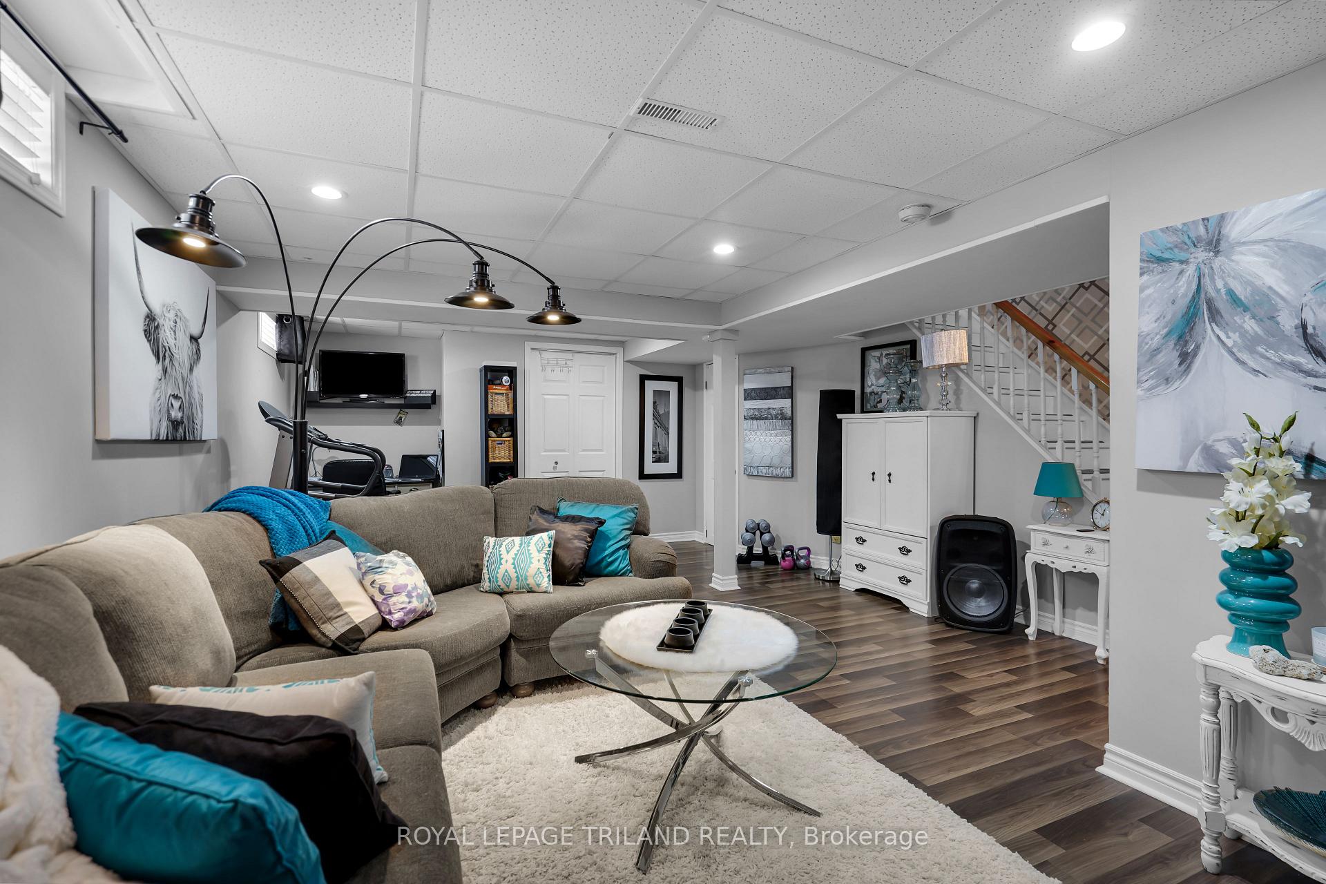 Photo 23 of 41 Rice Road, St. Thomas — HOMEH