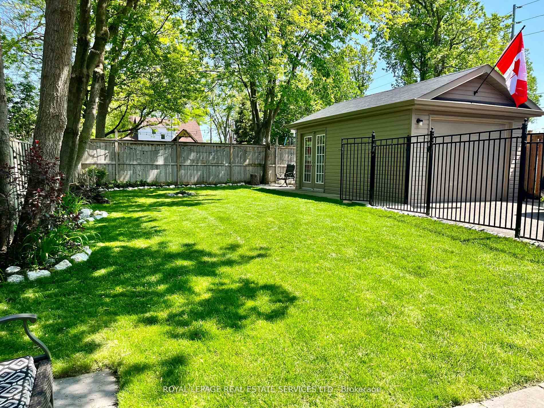 Photo 26 of 91 Frederick Street, Brampton, Downtown Brampton — HOMEH