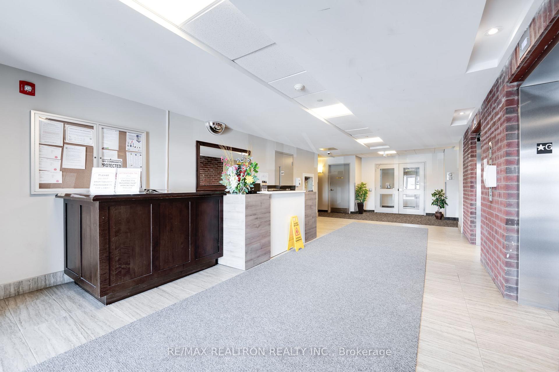 Photo 3 of Unit 431, 7325 Markham Road, Markham, Cedarwood — HOMEH