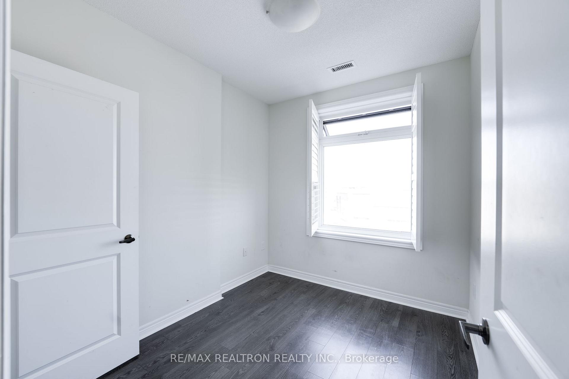 Photo 8 of Unit 431, 7325 Markham Road, Markham, Cedarwood — HOMEH