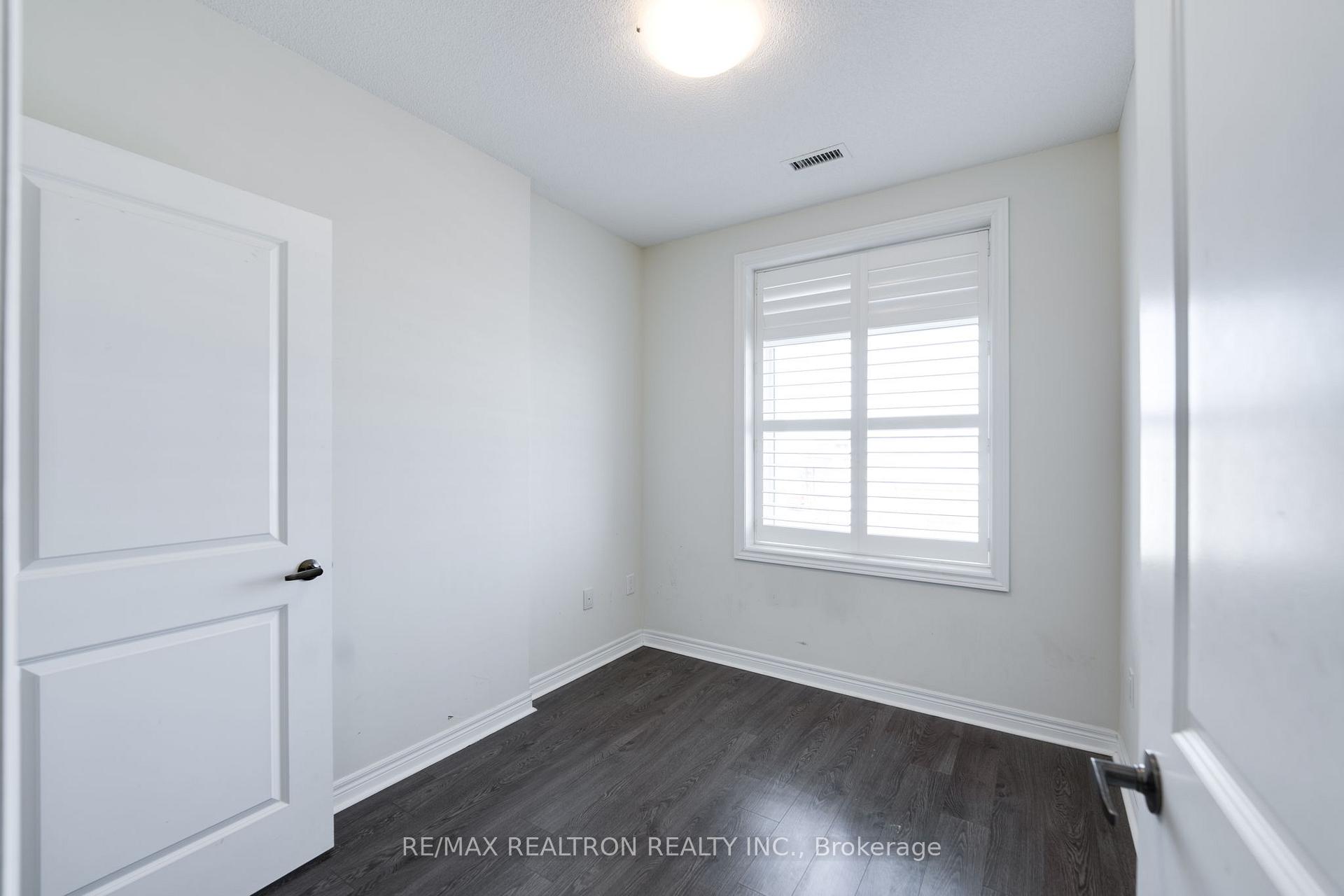 Photo 9 of Unit 431, 7325 Markham Road, Markham, Cedarwood — HOMEH