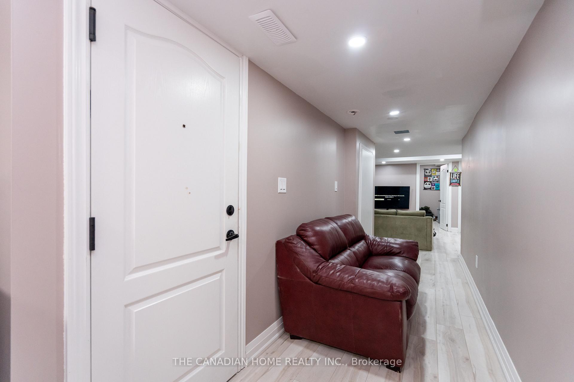 Photo 20 of 95 Cobriza Crescent, Brampton, Northwest Brampton — HOMEH
