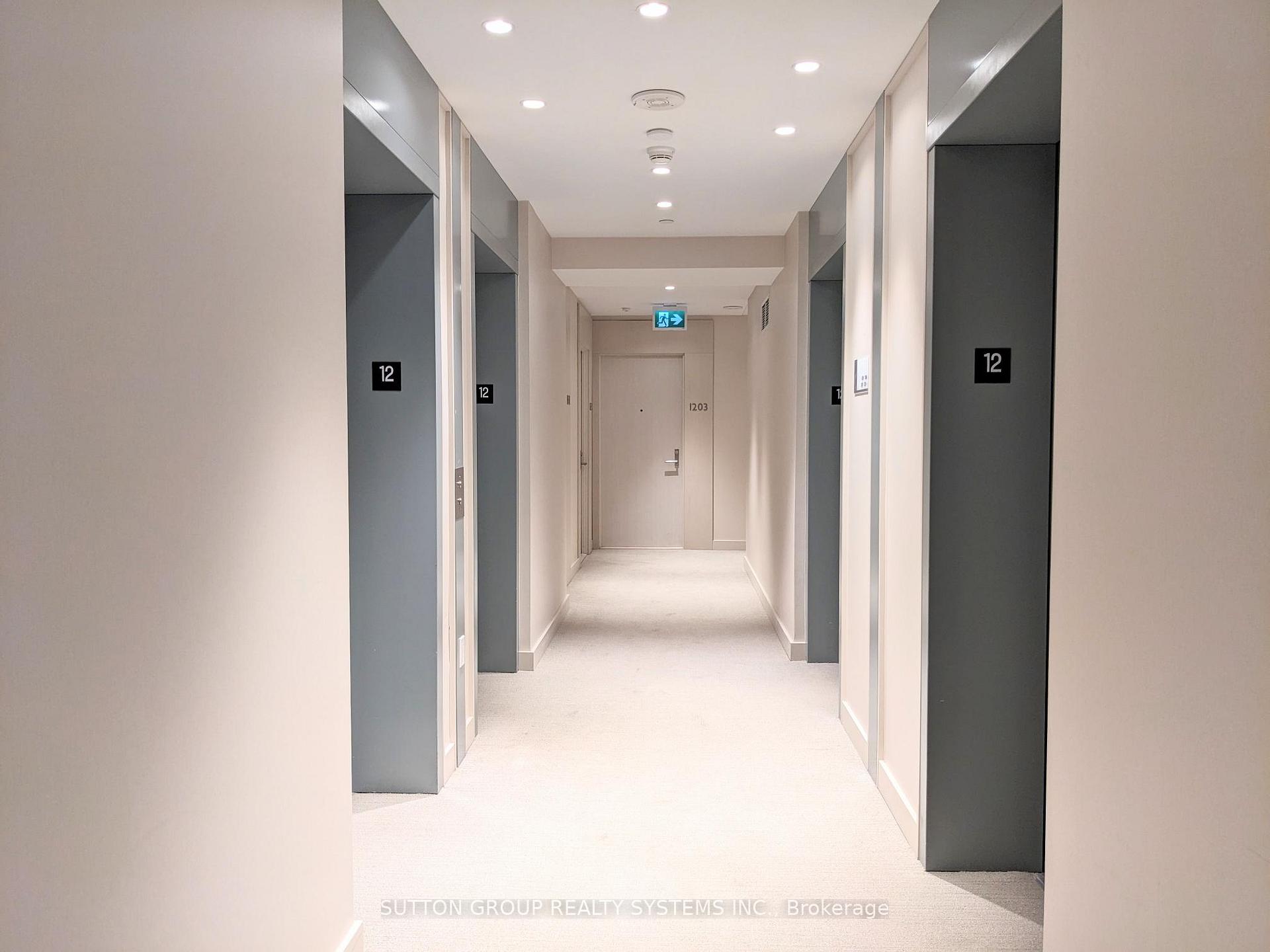 Photo 3 of Unit 1210, 115 Blue Jays Way, Toronto, Waterfront Communities — HOMEH