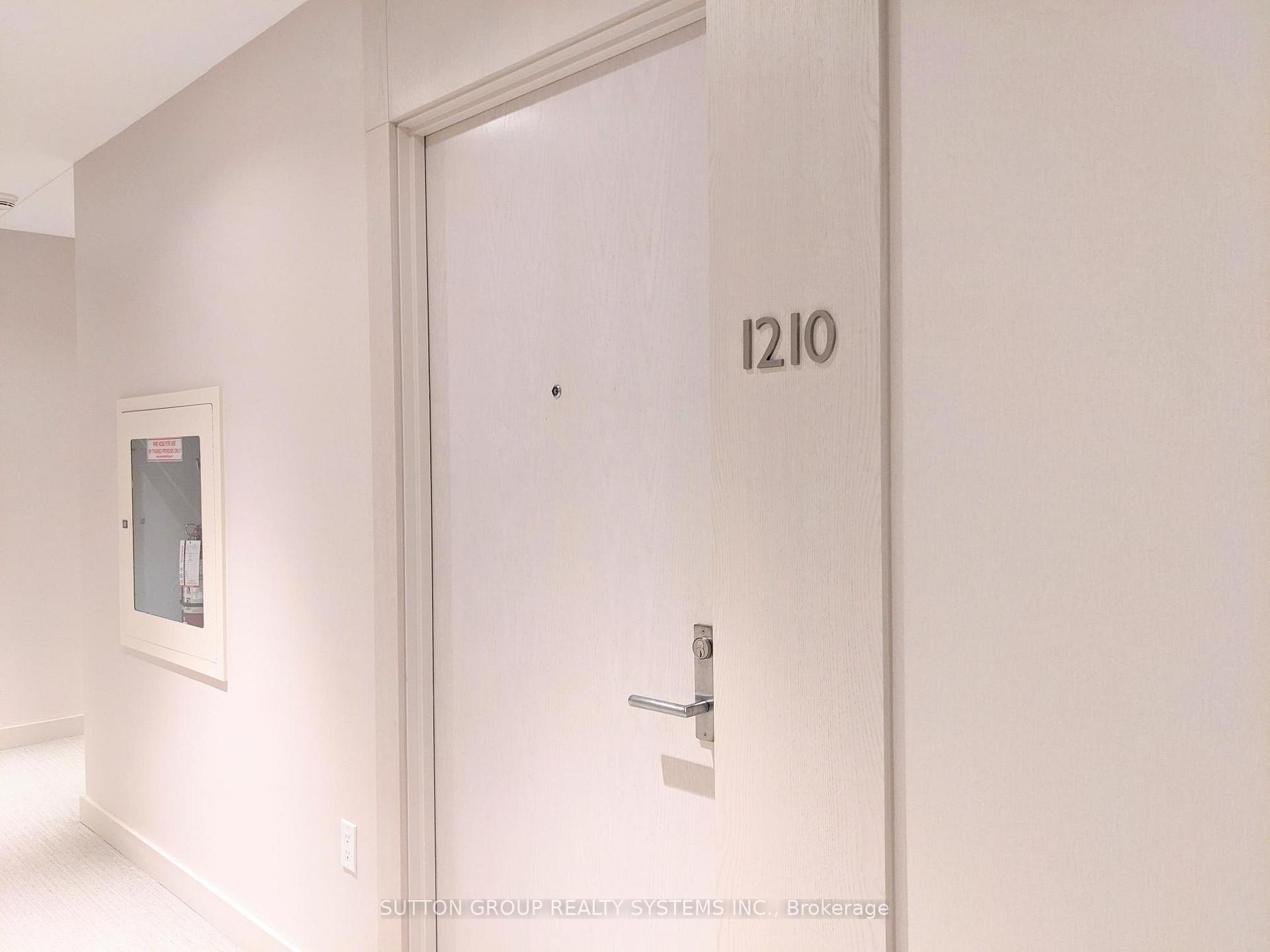 Photo 6 of Unit 1210, 115 Blue Jays Way, Toronto, Waterfront Communities — HOMEH