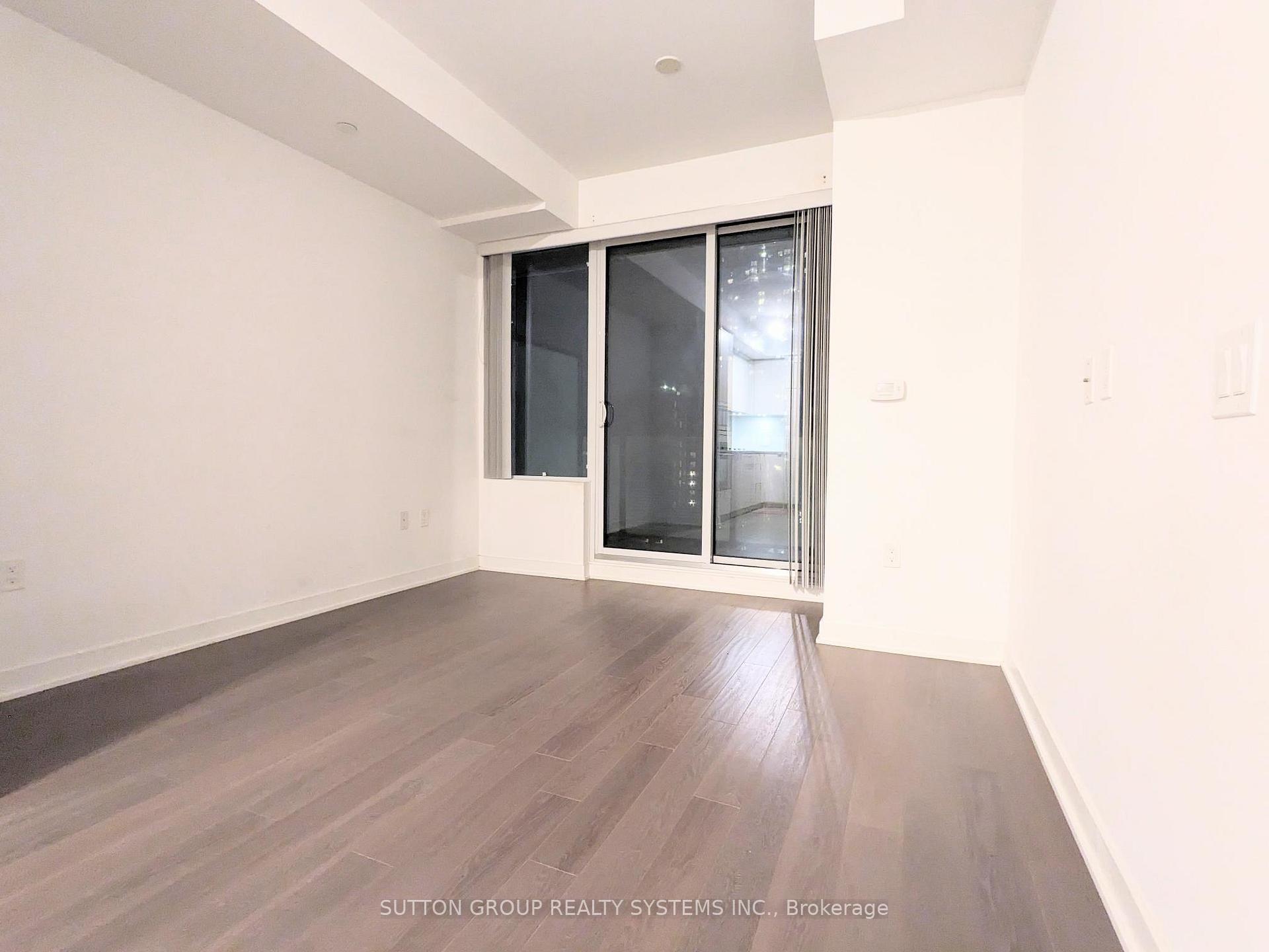 Photo 11 of Unit 1210, 115 Blue Jays Way, Toronto, Waterfront Communities — HOMEH