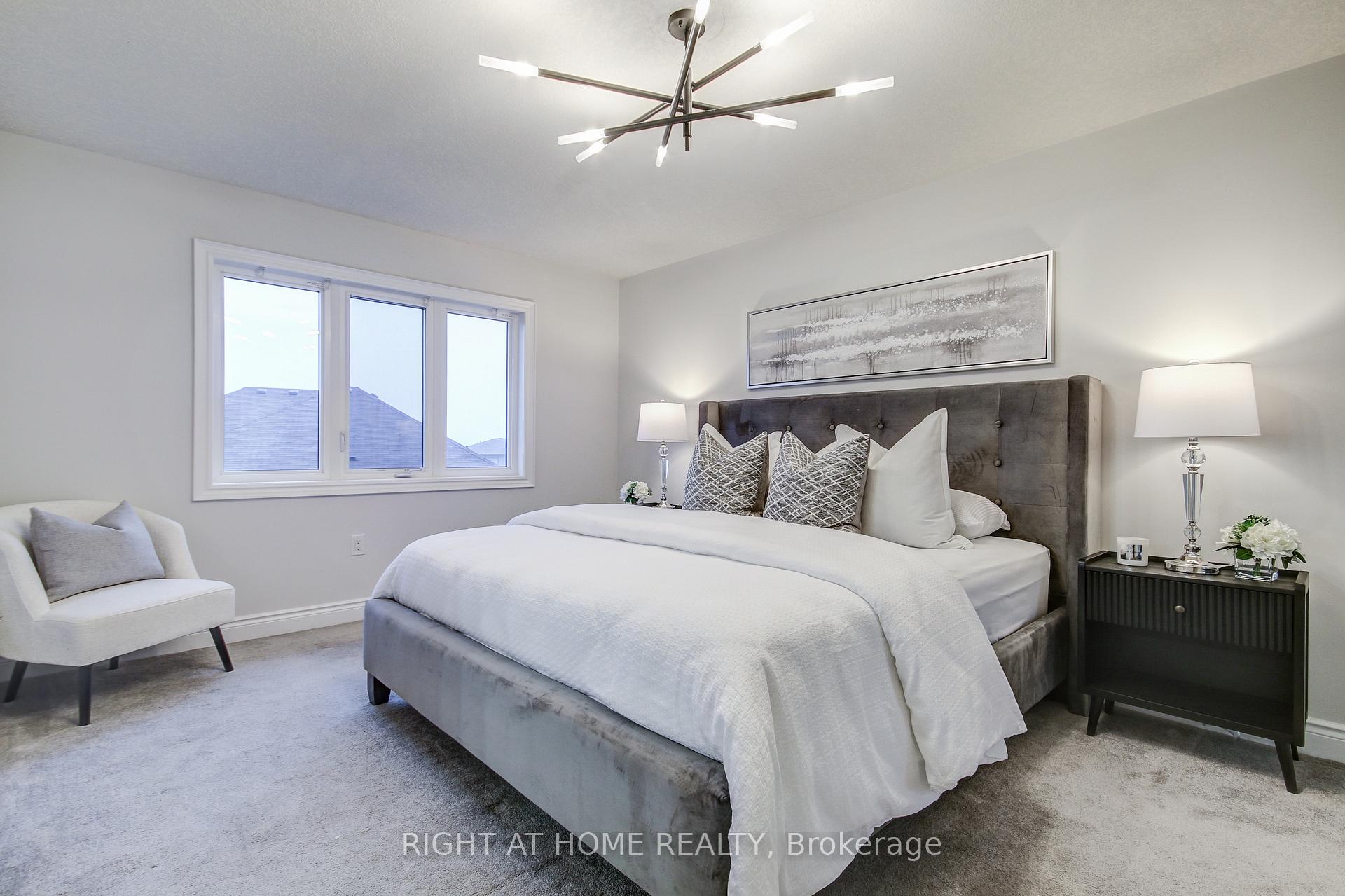 Photo 27 of 90 Pagebrook Crescent, Hamilton, Stoney Creek Mountain — HOMEH