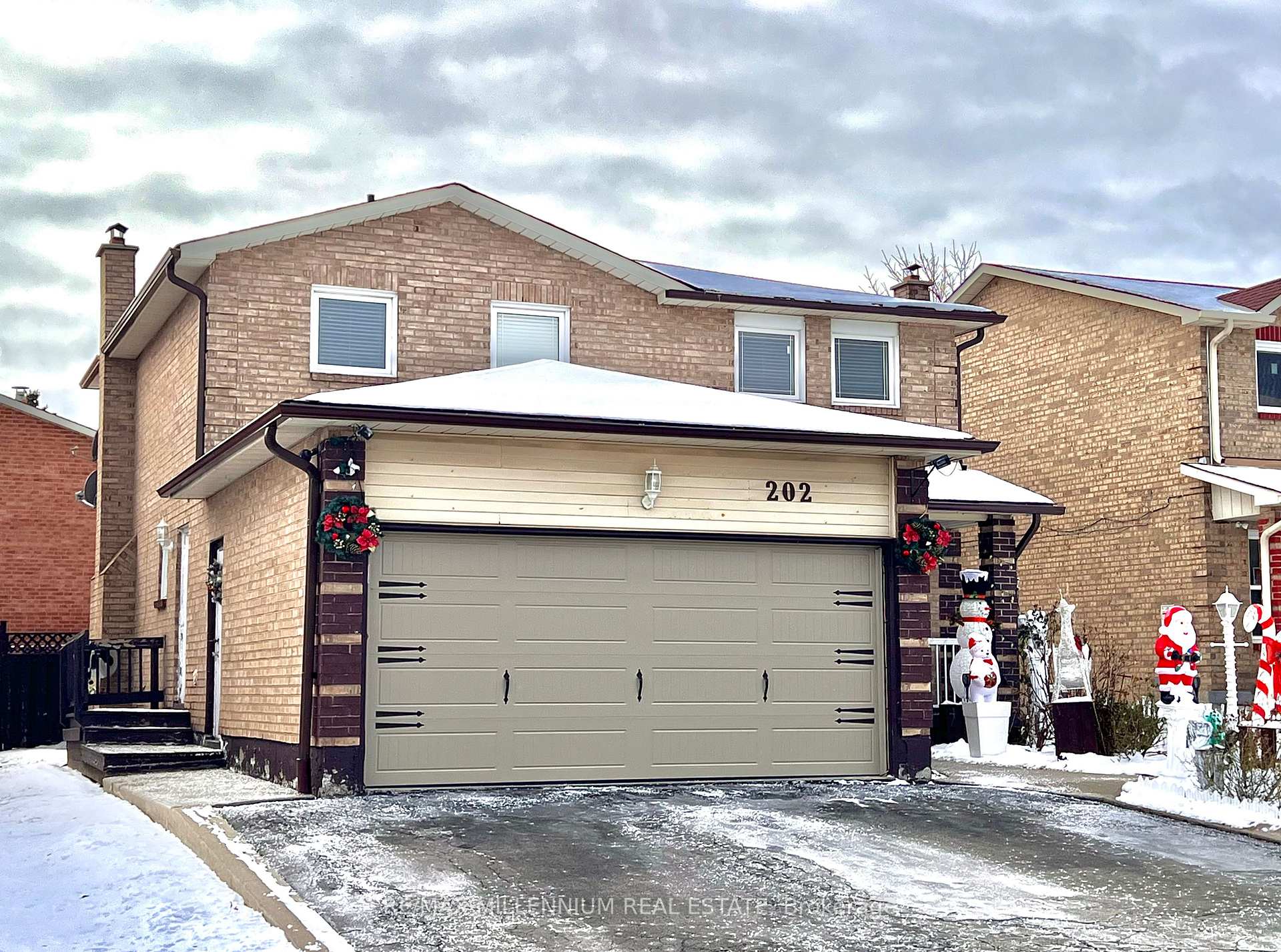 Photo 22 of 202 Conestoga Drive, Brampton, Heart Lake West — HOMEH