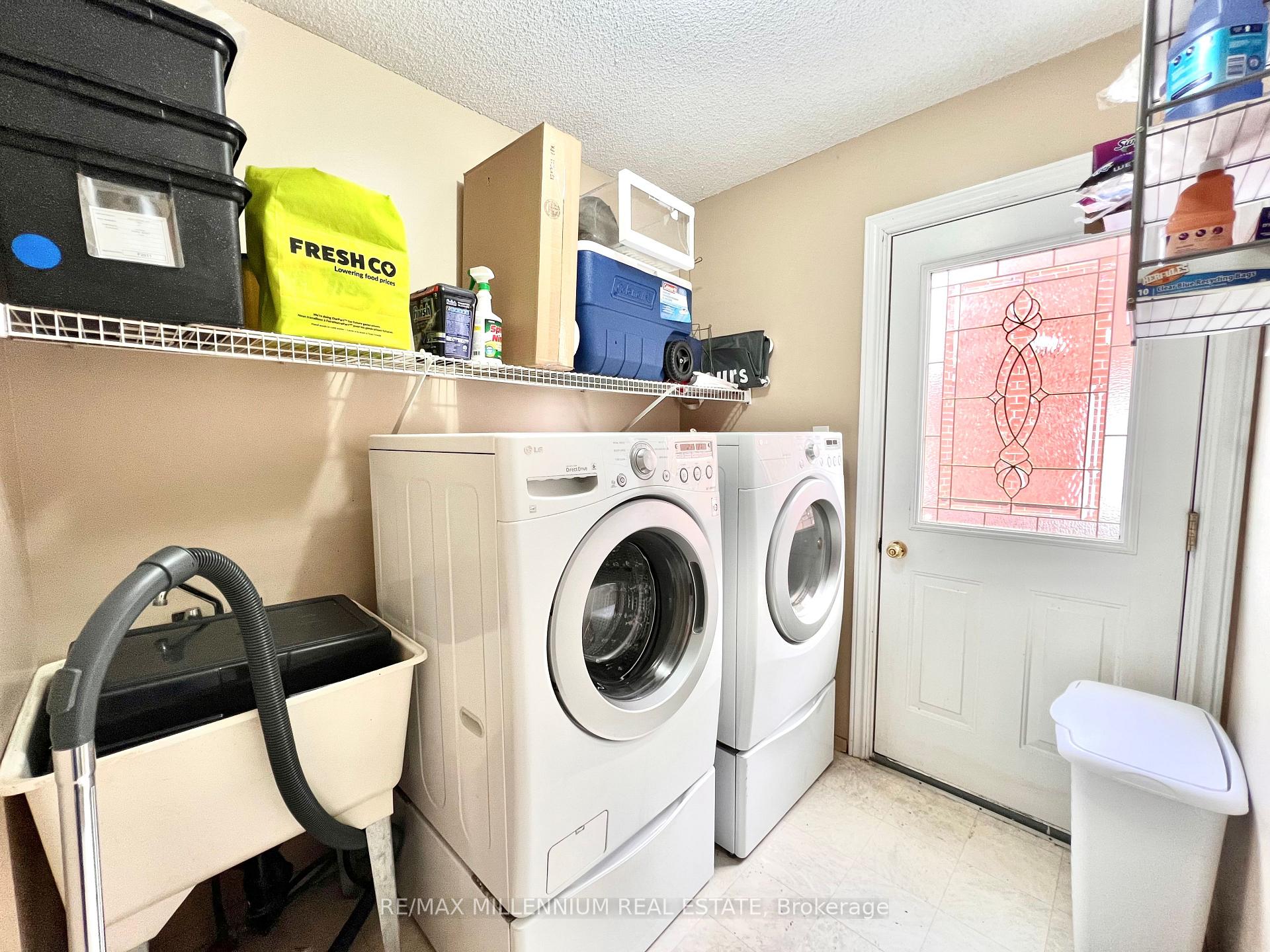Photo 35 of 202 Conestoga Drive, Brampton, Heart Lake West — HOMEH