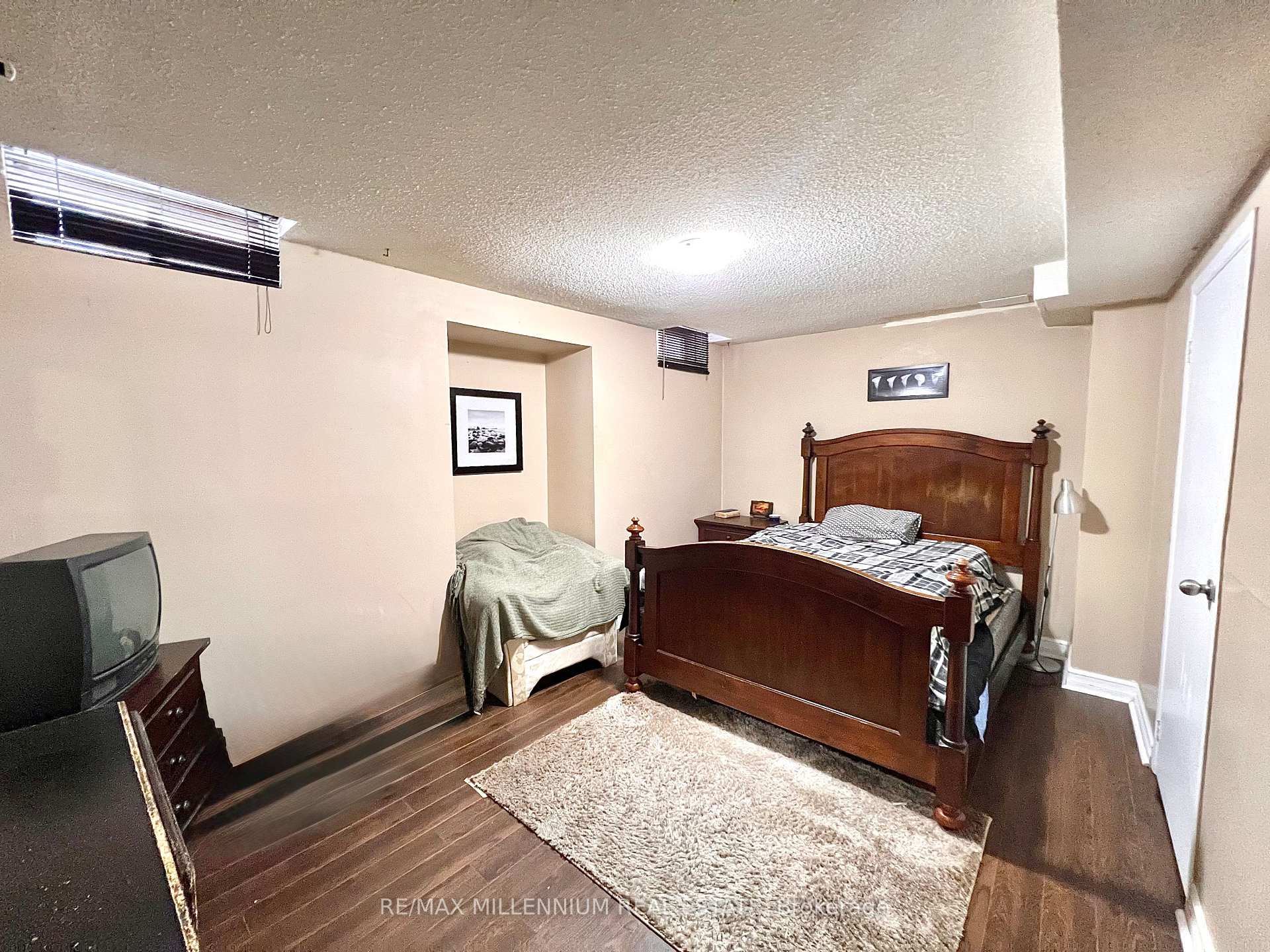 Photo 46 of 202 Conestoga Drive, Brampton, Heart Lake West — HOMEH