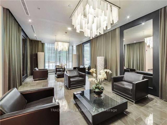 Photo 4 of Unit 405, 21 Nelson Street, Toronto, Waterfront Communities — HOMEH