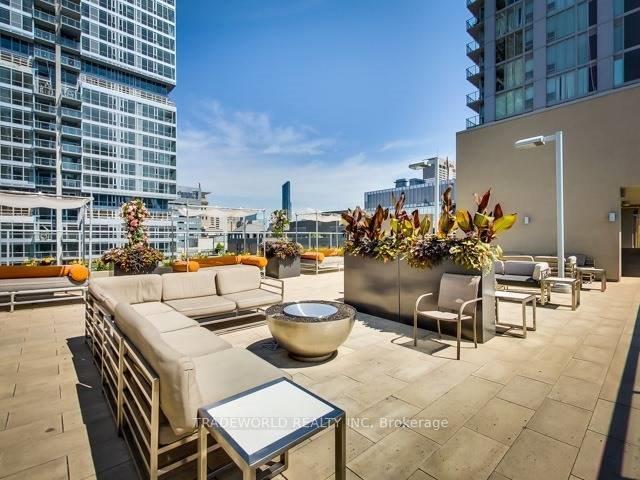 Photo 12 of Unit 405, 21 Nelson Street, Toronto, Waterfront Communities — HOMEH