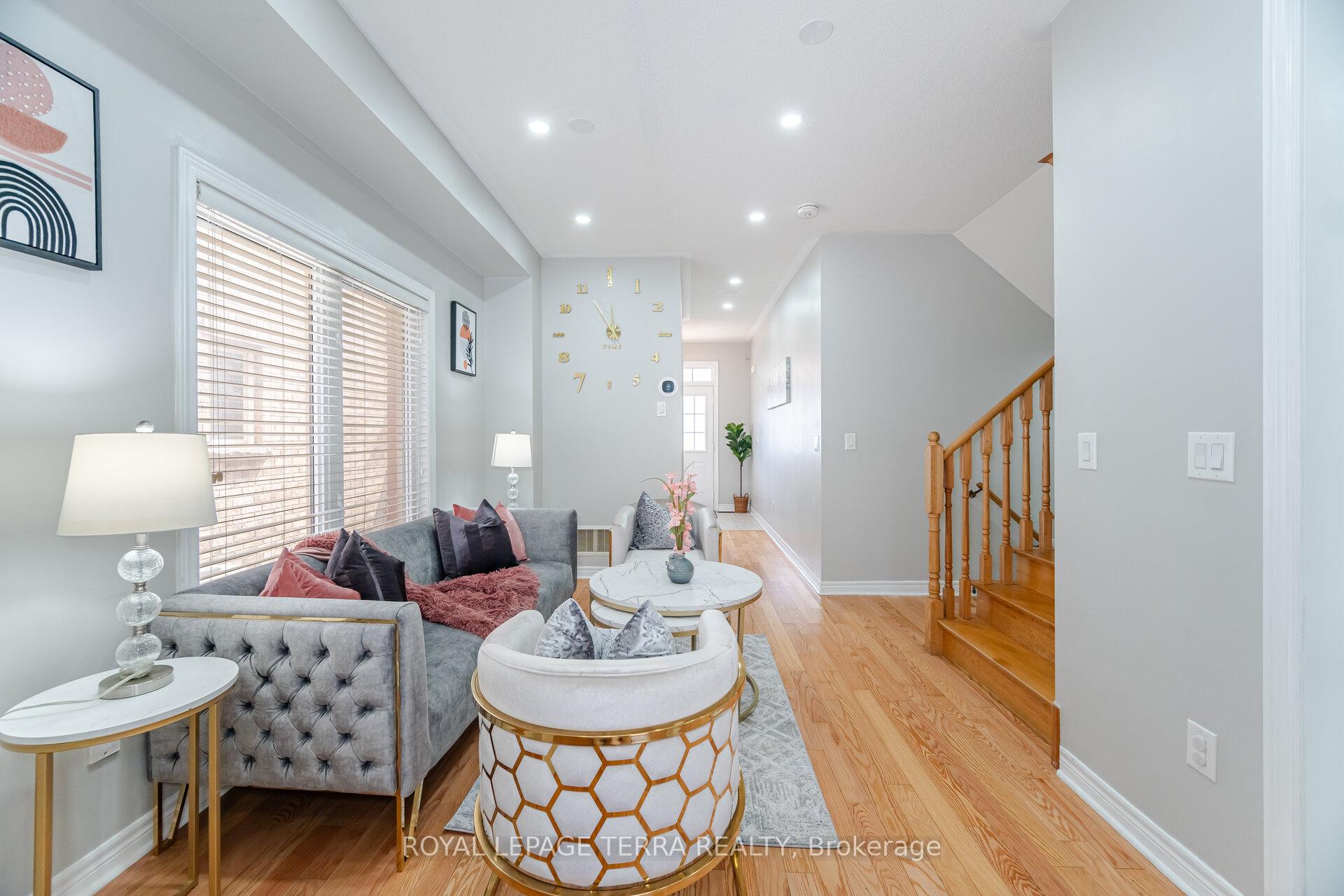 Photo 7 of 15 Versailles Crescent, Brampton, Bram East — HOMEH
