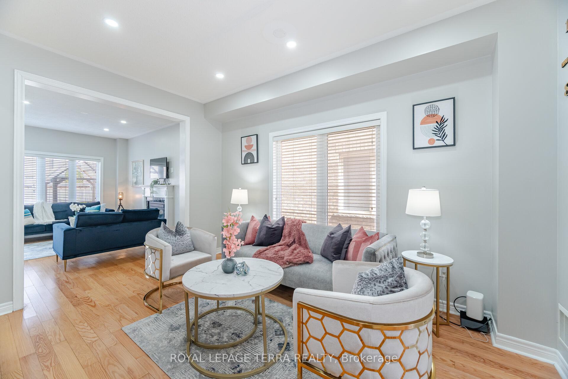 Photo 8 of 15 Versailles Crescent, Brampton, Bram East — HOMEH