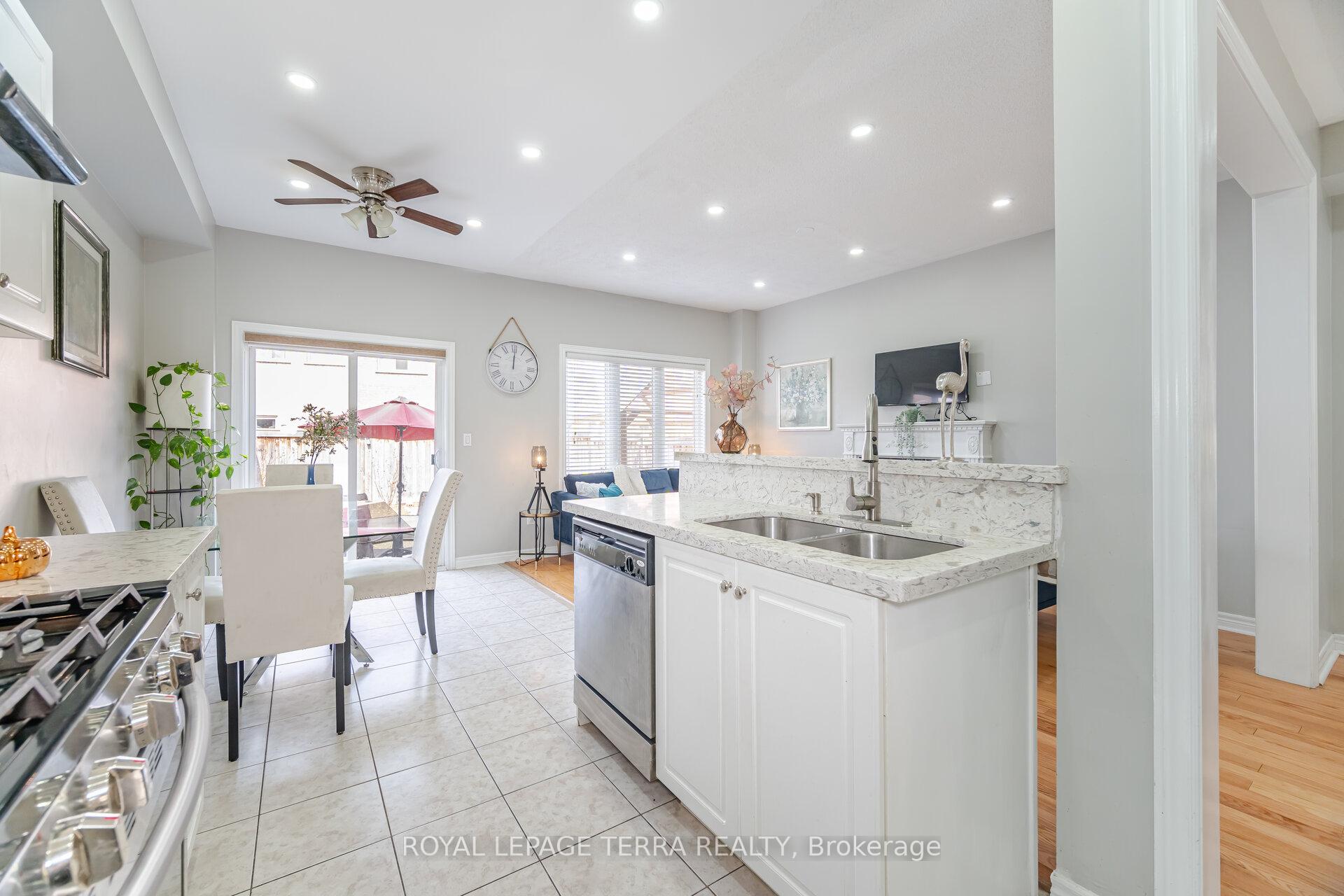 Photo 18 of 15 Versailles Crescent, Brampton, Bram East — HOMEH