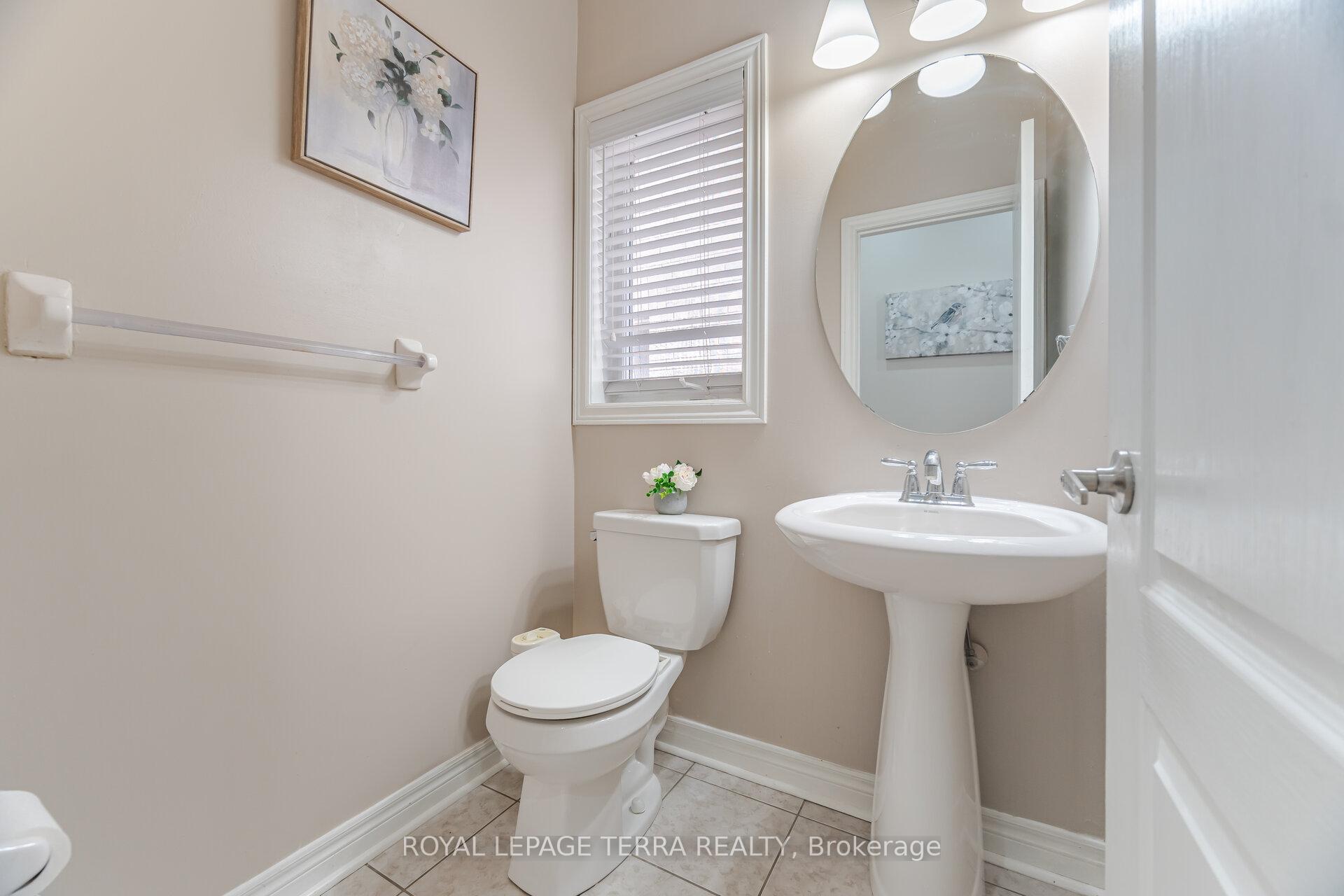 Photo 19 of 15 Versailles Crescent, Brampton, Bram East — HOMEH