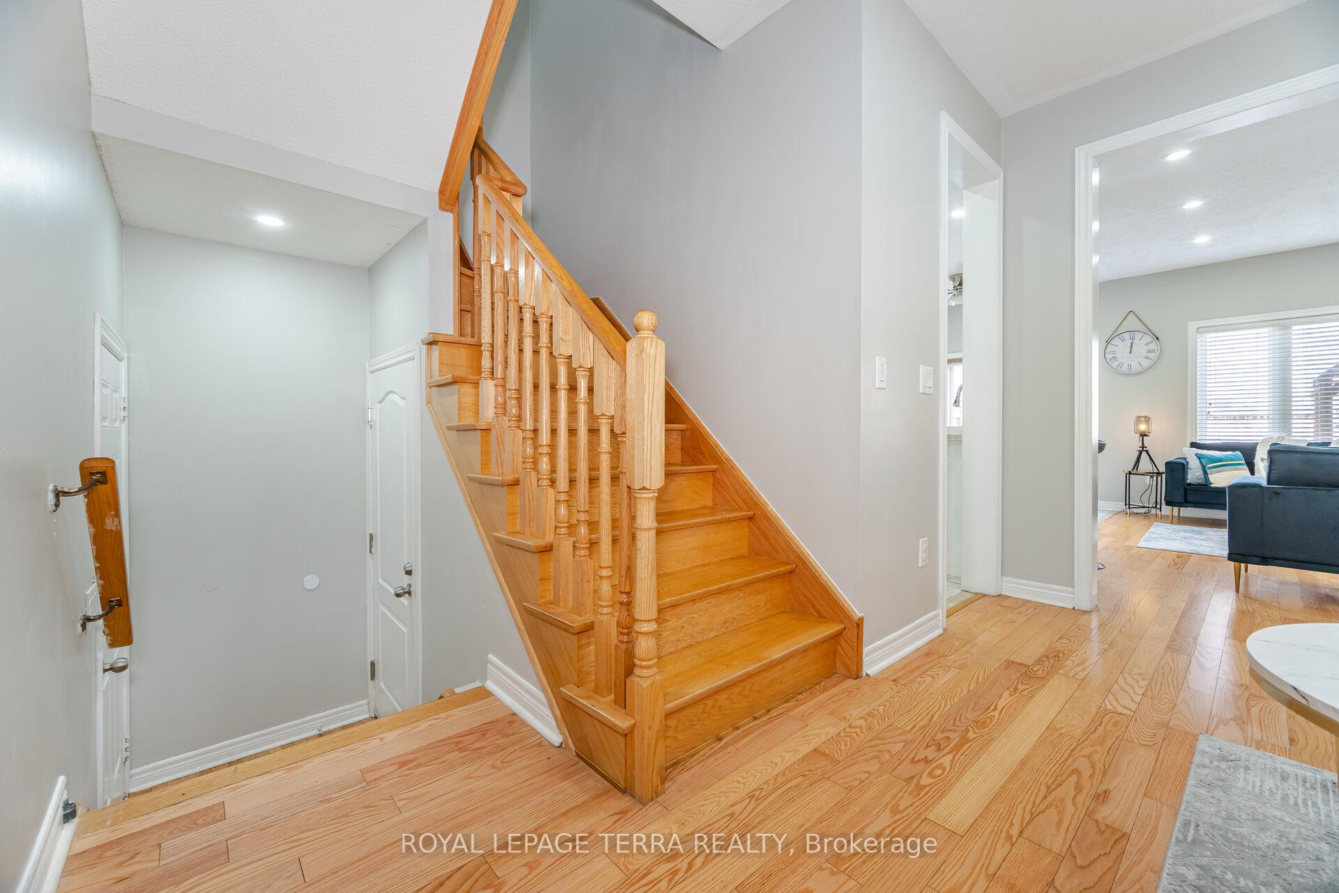 Photo 20 of 15 Versailles Crescent, Brampton, Bram East — HOMEH