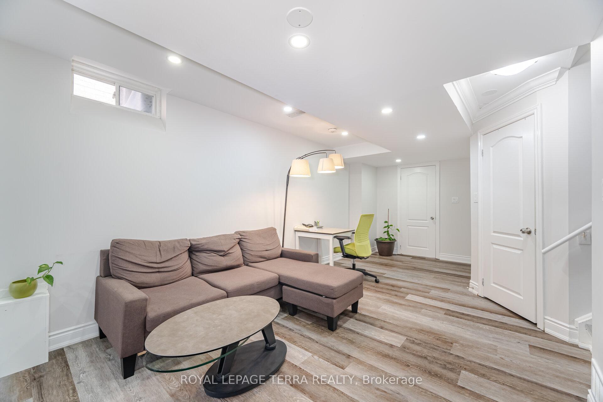 Photo 39 of 15 Versailles Crescent, Brampton, Bram East — HOMEH