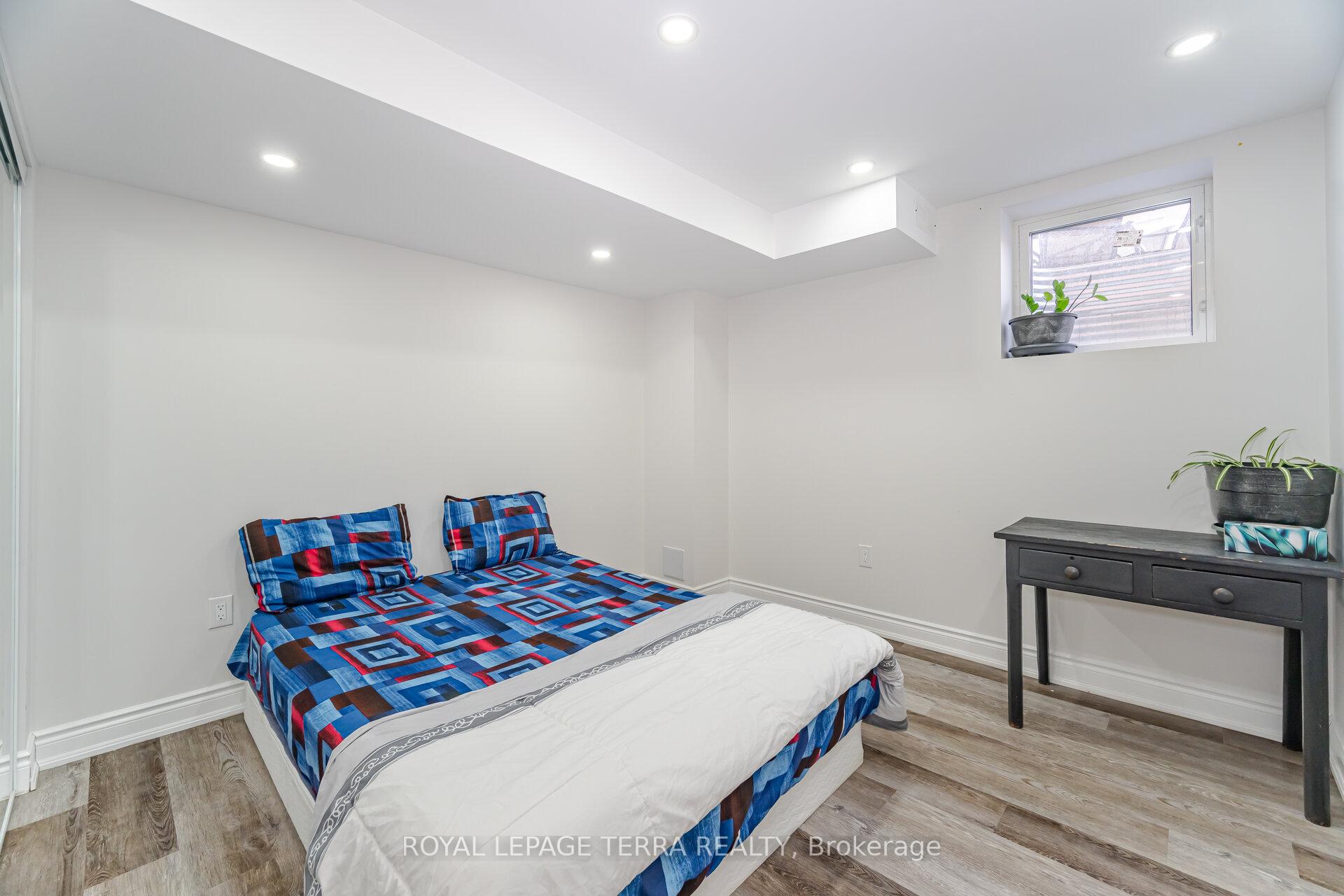 Photo 41 of 15 Versailles Crescent, Brampton, Bram East — HOMEH