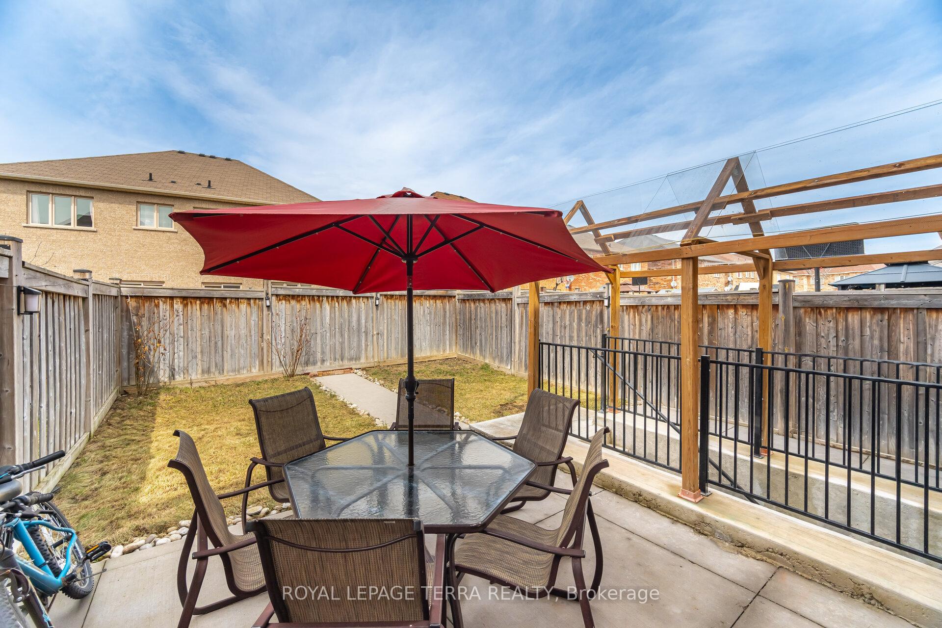 Photo 47 of 15 Versailles Crescent, Brampton, Bram East — HOMEH