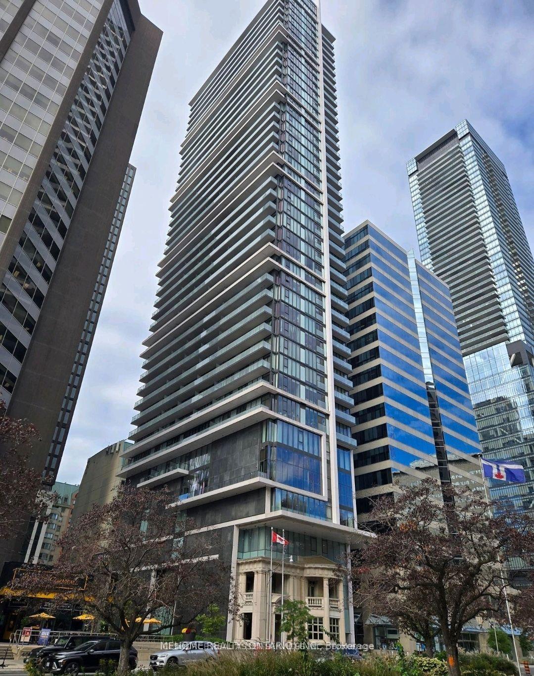 Front of Unit 1703, 426 University Avenue