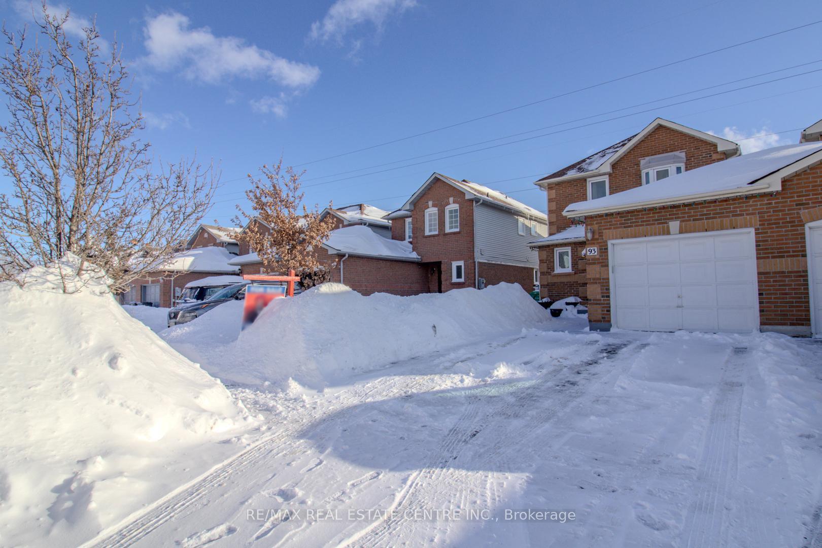 Photo 2 of 93 Meadowlark Drive, Brampton, Fletcher's Creek South — HOMEH