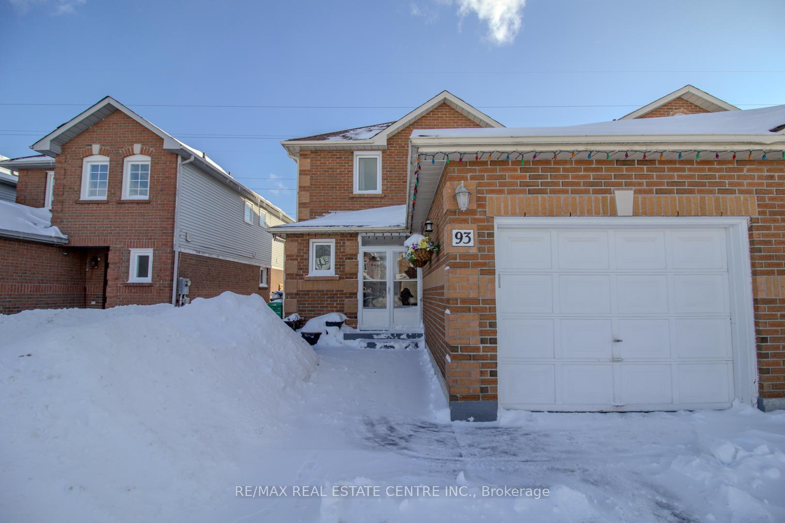 Photo 3 of 93 Meadowlark Drive, Brampton, Fletcher's Creek South — HOMEH