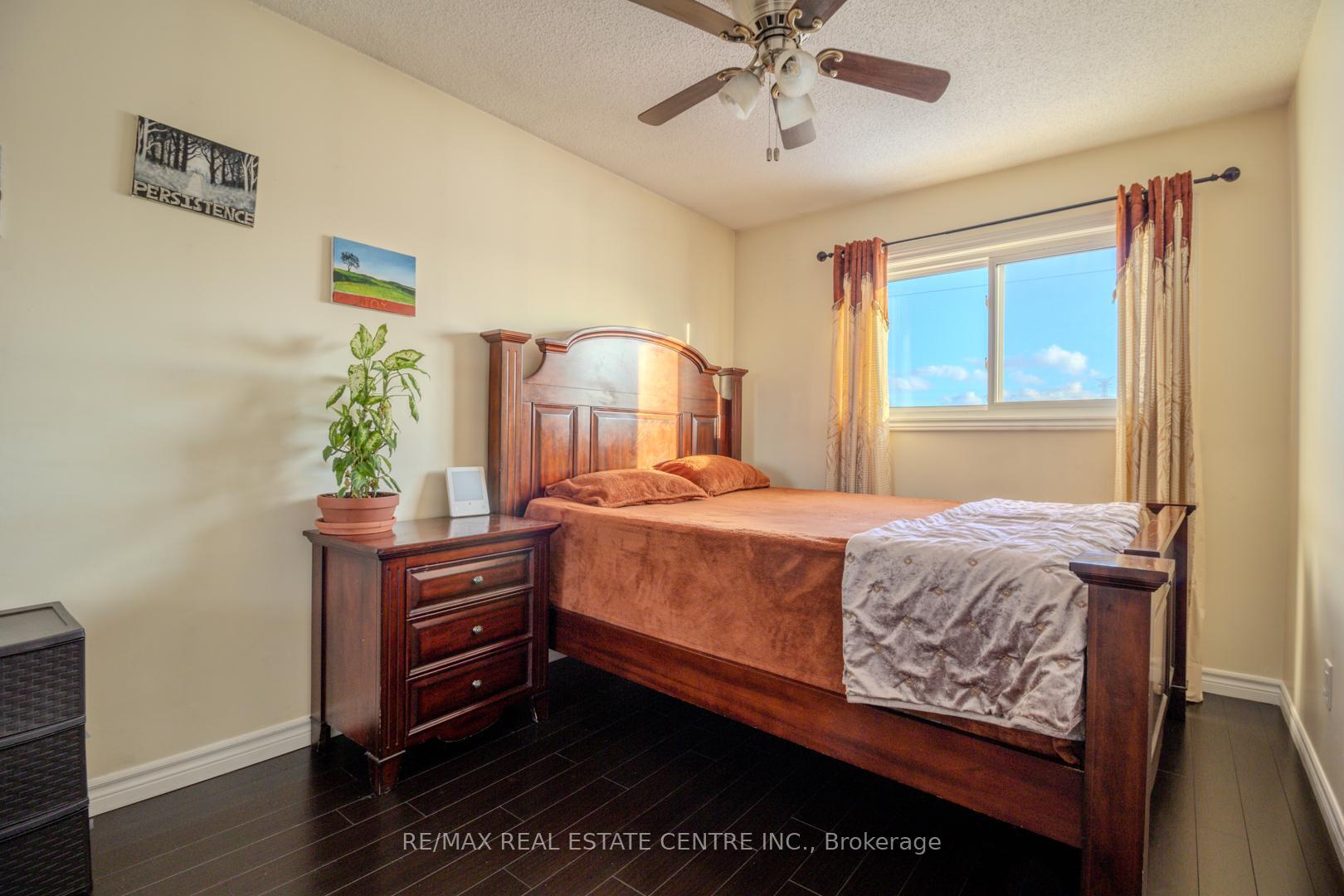 Photo 25 of 93 Meadowlark Drive, Brampton, Fletcher's Creek South — HOMEH