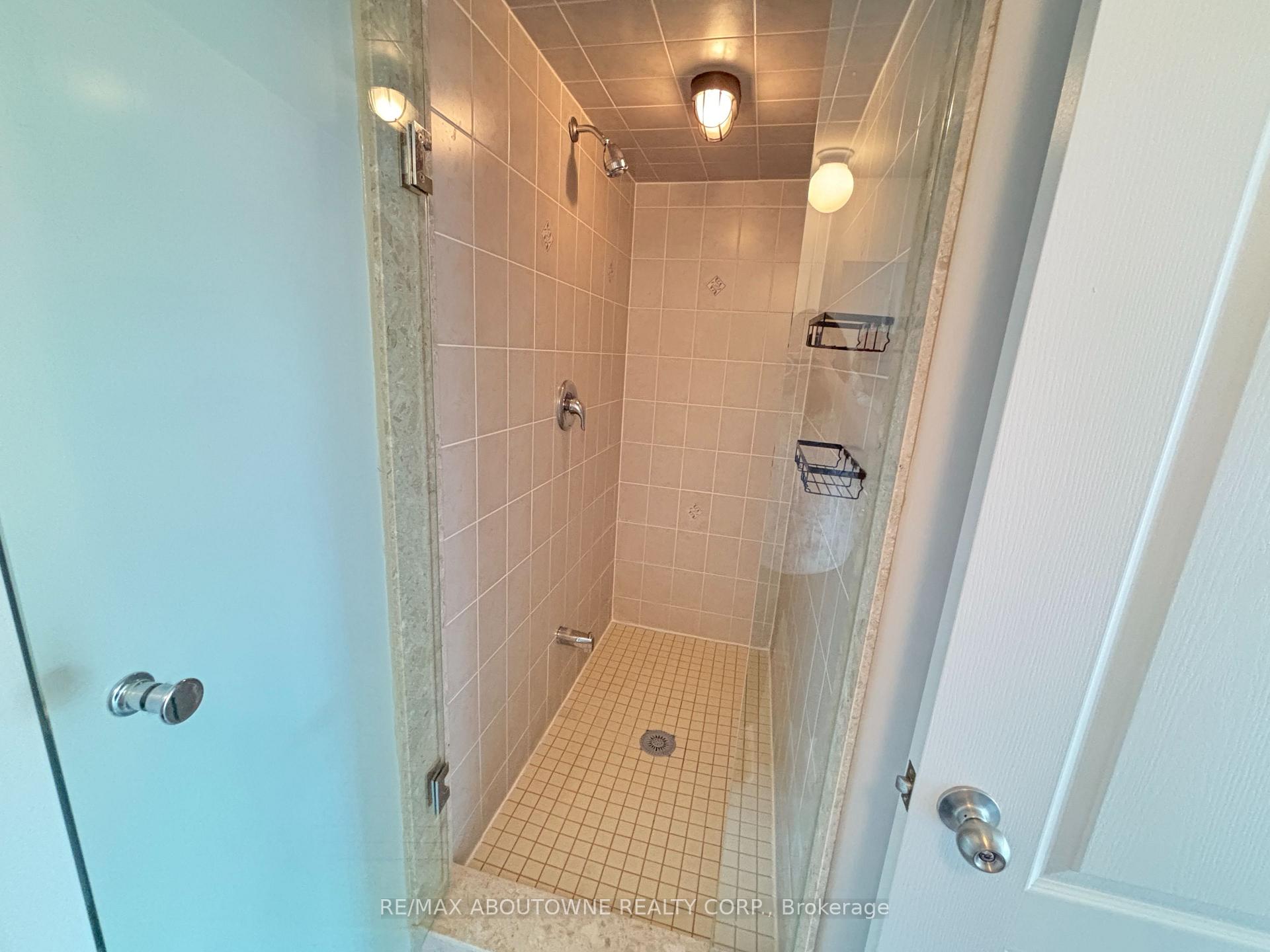Photo 26 of Unit 12, 35 Hays Boulevard, Oakville, River Oaks — HOMEH