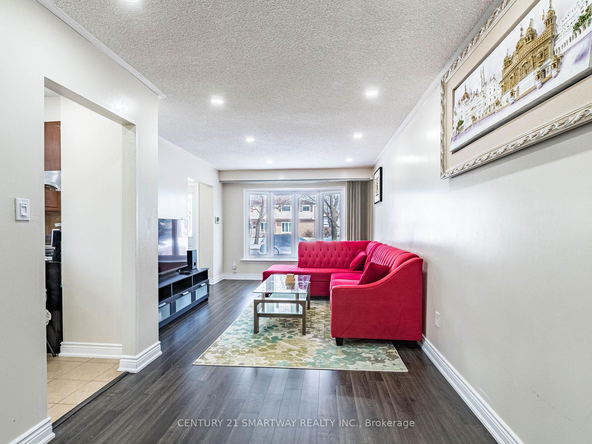 Photo 13 of 82 Greenmount Road, Brampton, Northgate — HOMEH