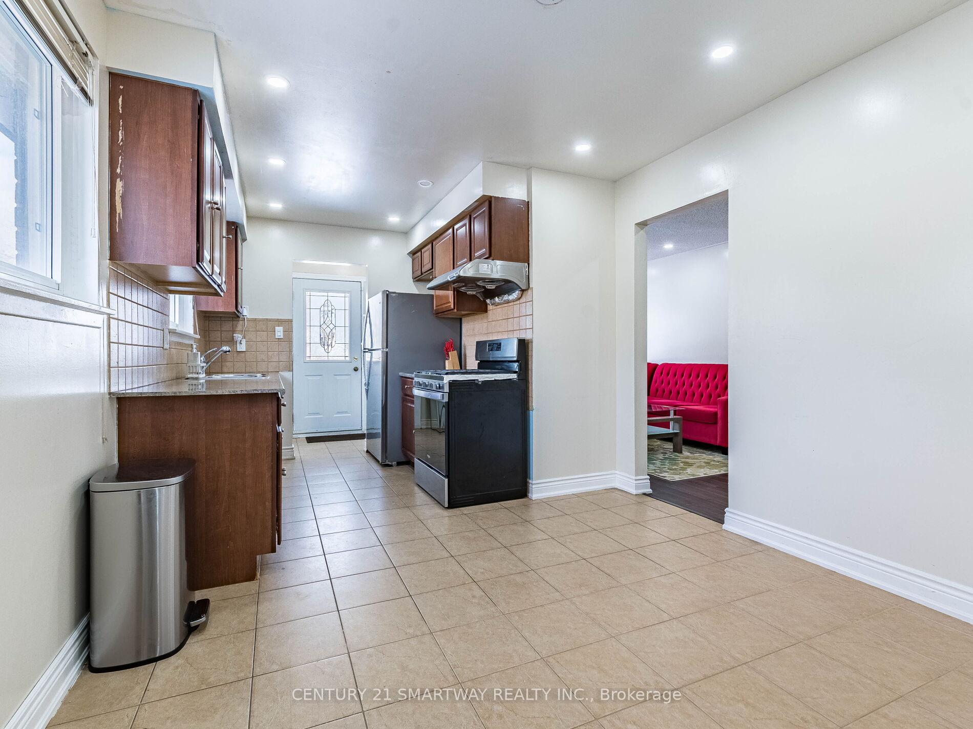 Photo 17 of 82 Greenmount Road, Brampton, Northgate — HOMEH