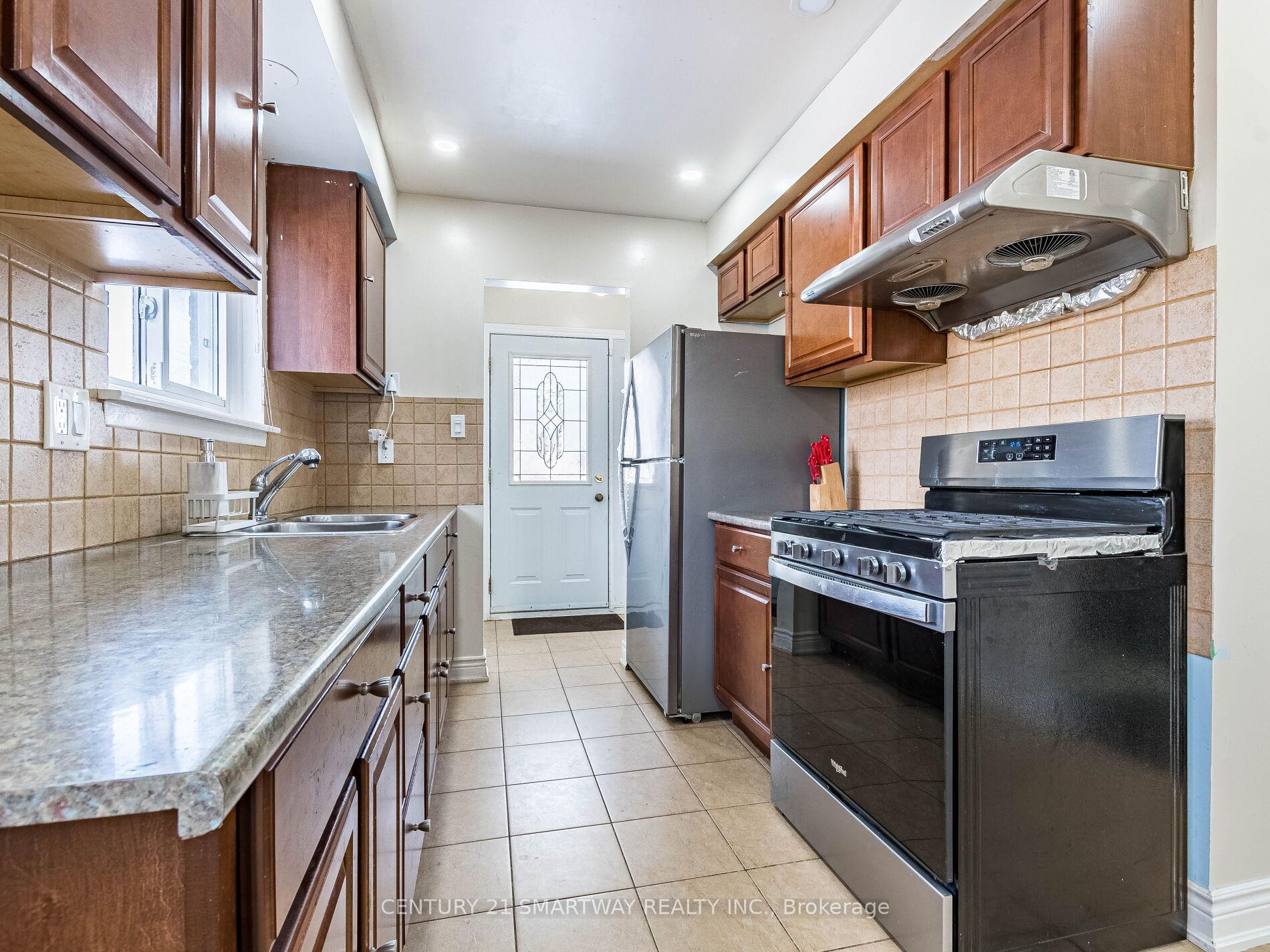 Photo 19 of 82 Greenmount Road, Brampton, Northgate — HOMEH