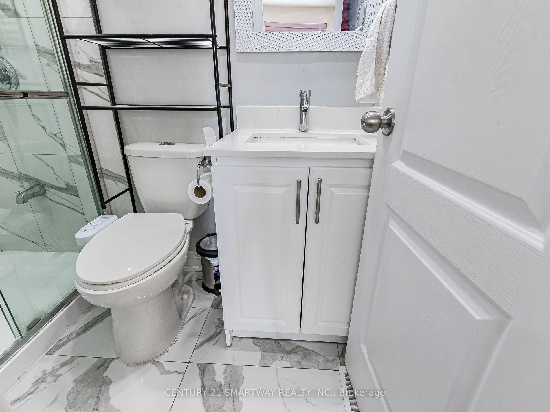 Photo 25 of 82 Greenmount Road, Brampton, Northgate — HOMEH