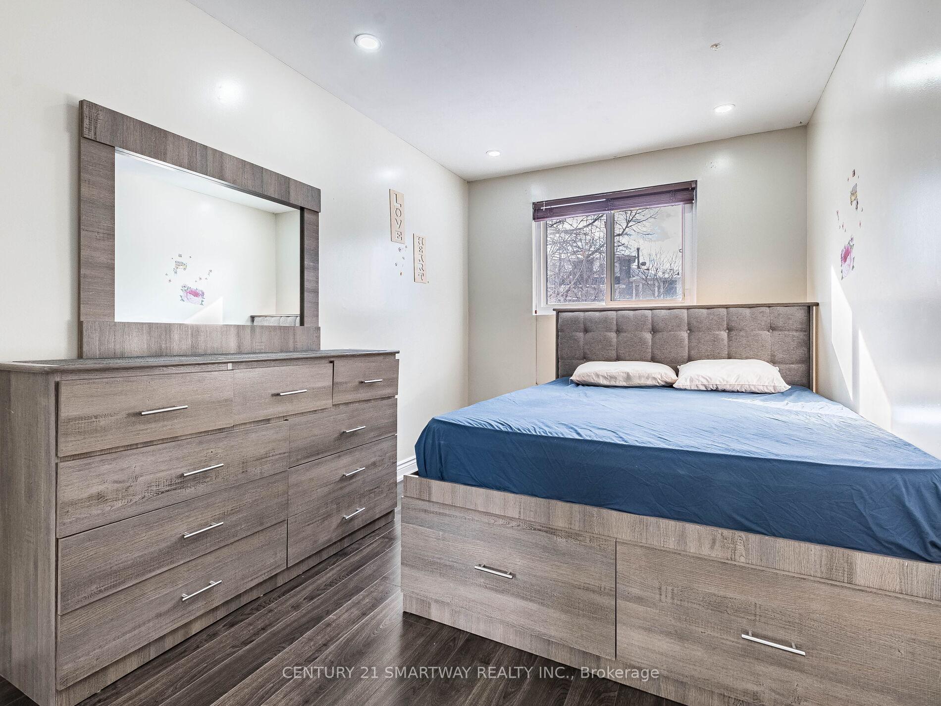 Photo 26 of 82 Greenmount Road, Brampton, Northgate — HOMEH