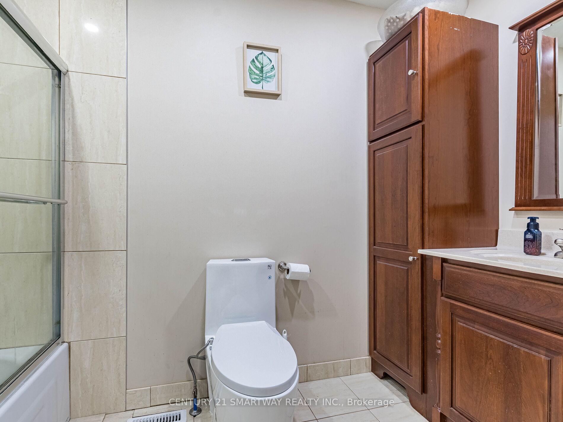 Photo 30 of 82 Greenmount Road, Brampton, Northgate — HOMEH