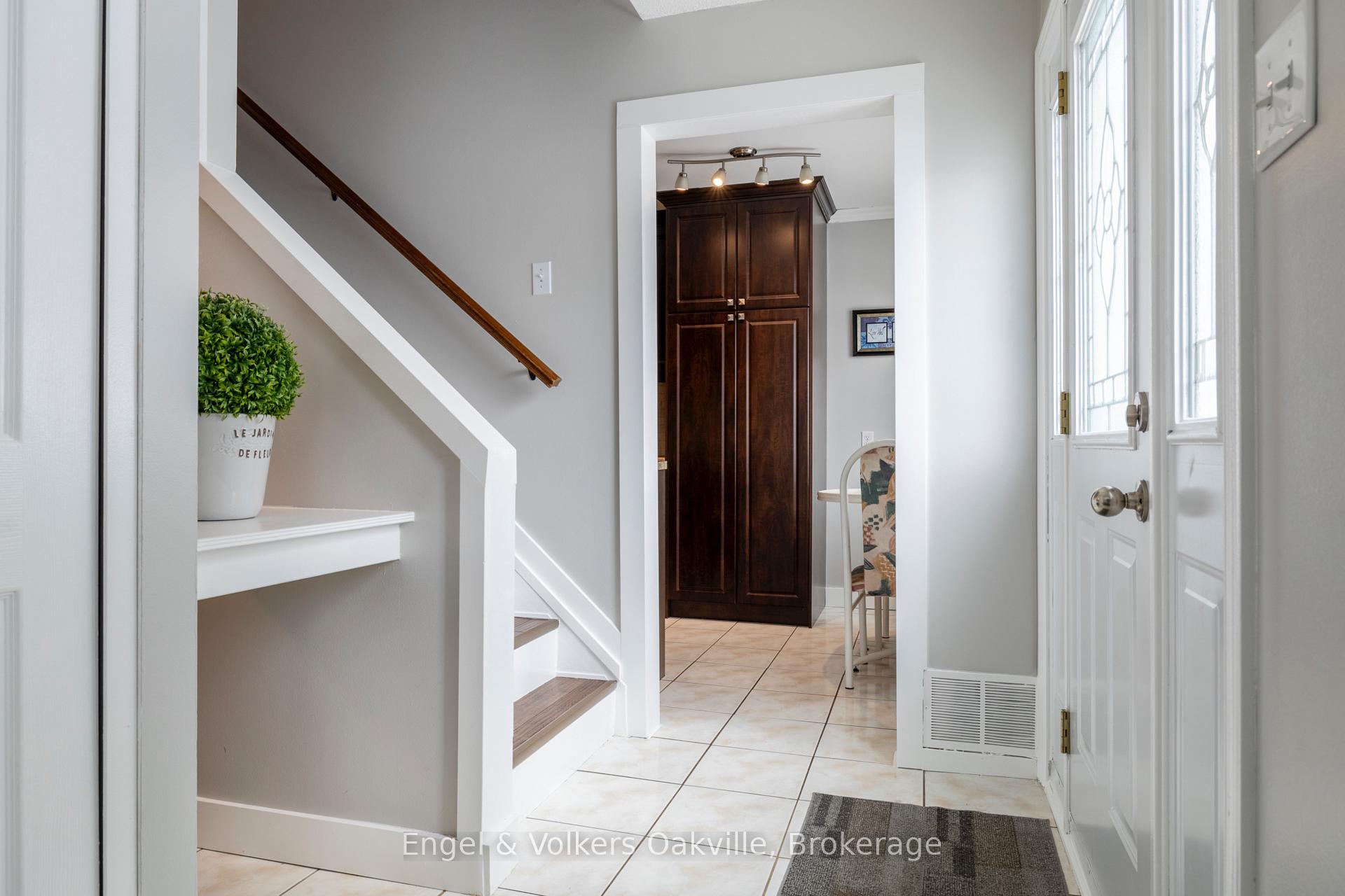 Photo 10 of 1 Geraldine Court, Brampton, Northgate — HOMEH