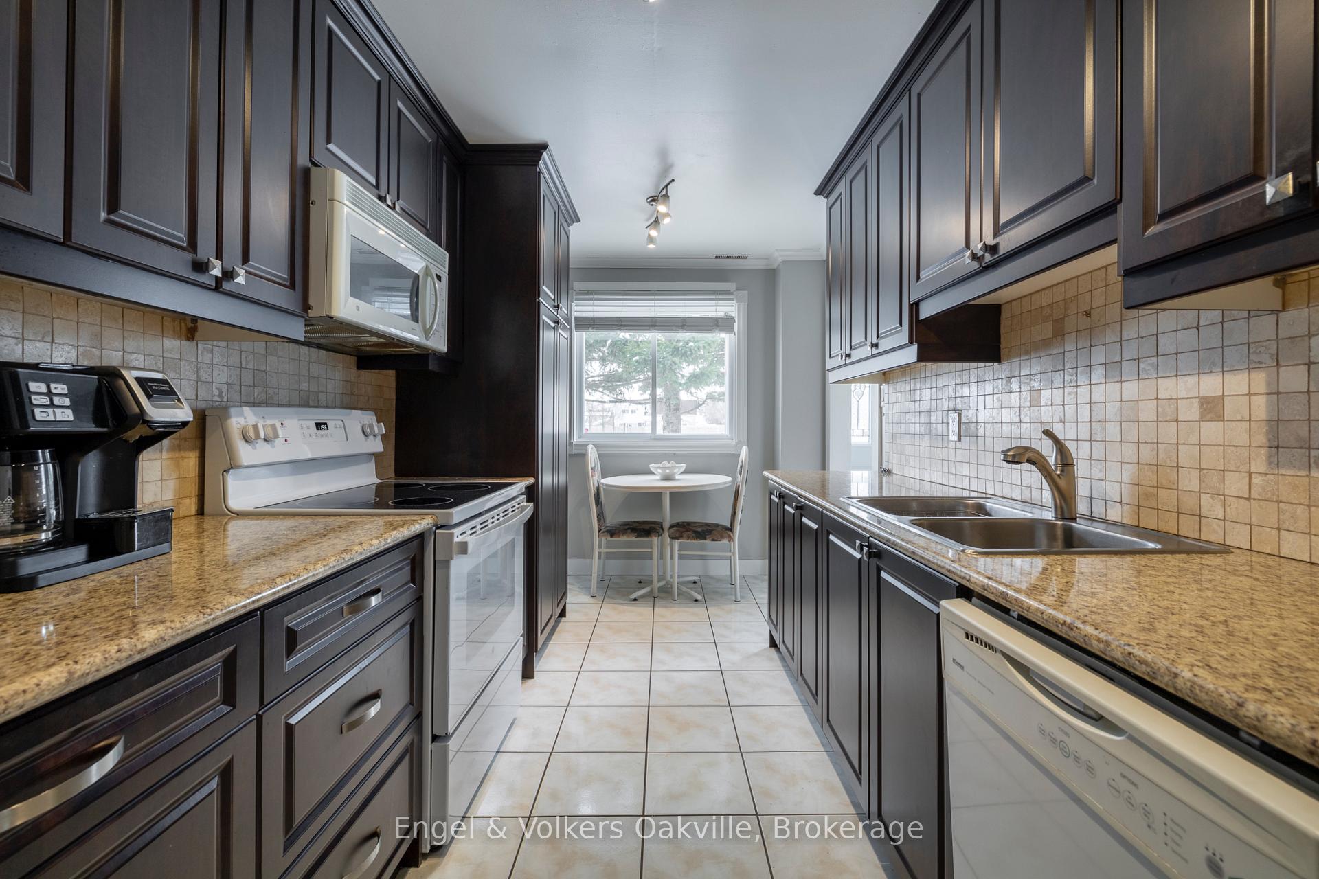 Photo 11 of 1 Geraldine Court, Brampton, Northgate — HOMEH
