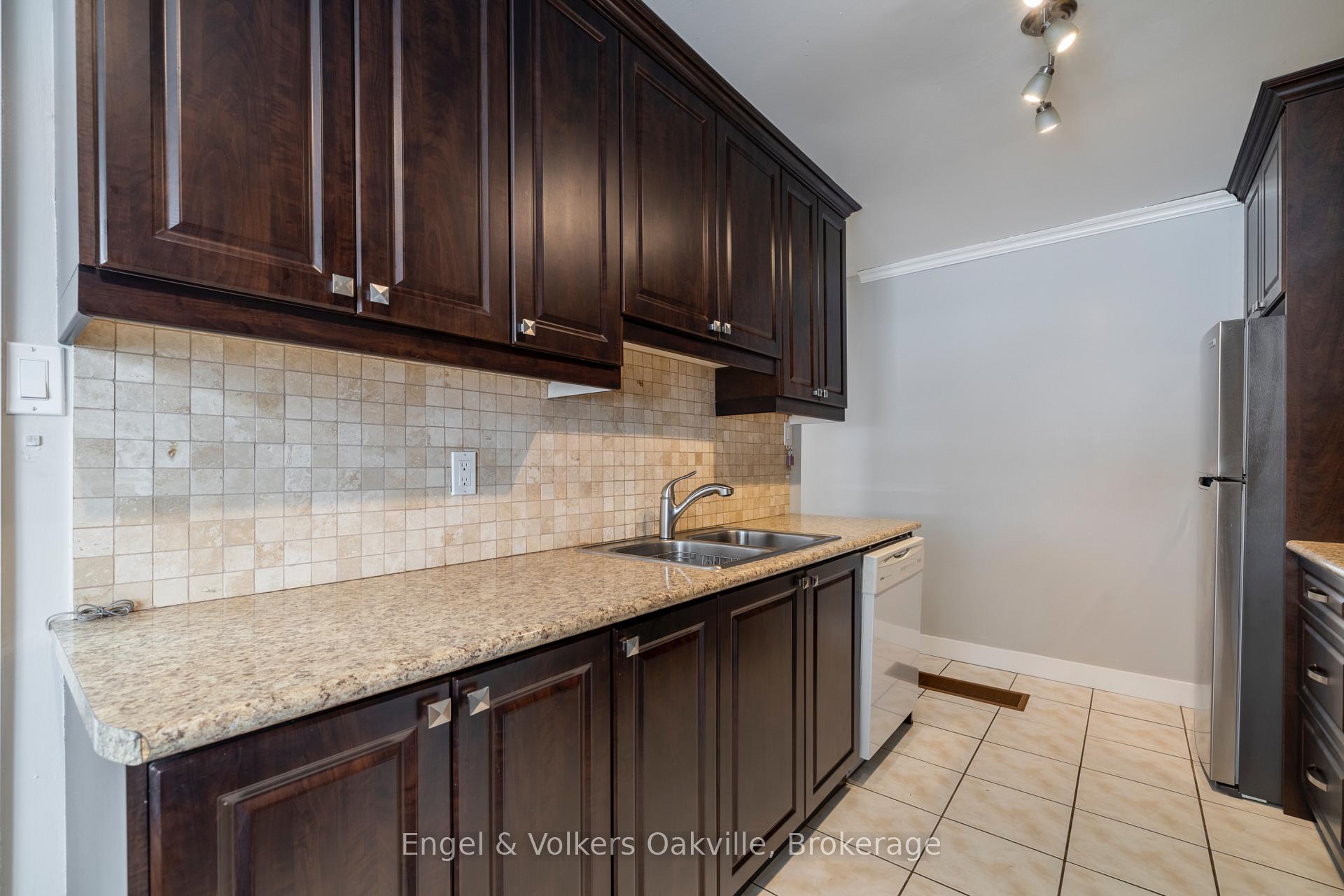 Photo 15 of 1 Geraldine Court, Brampton, Northgate — HOMEH